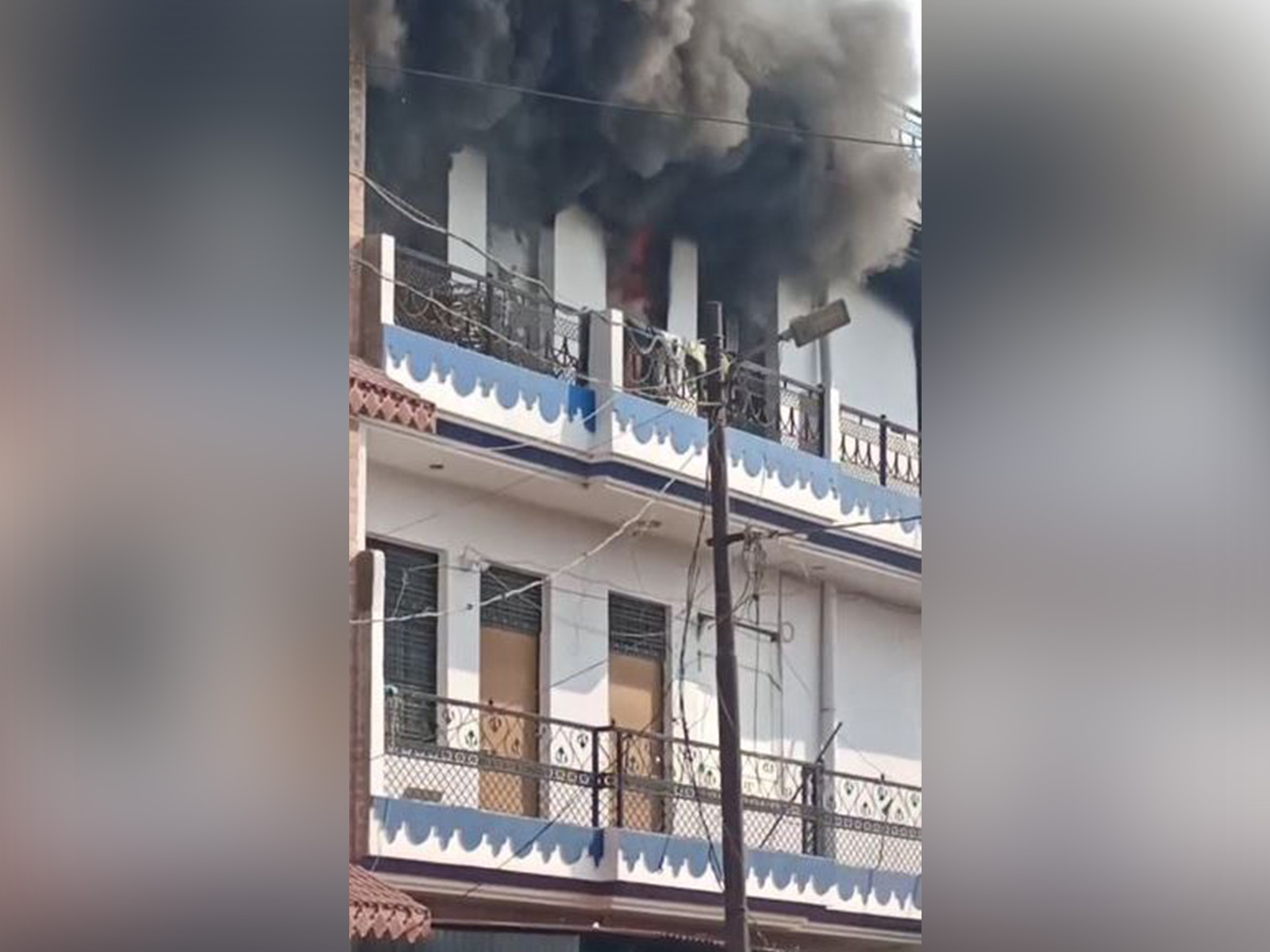 Fire breaks out at a godown in the Dariyabad area of Prayagraj, Uttar Pradesh, on Monday morning (Photo/ANI)