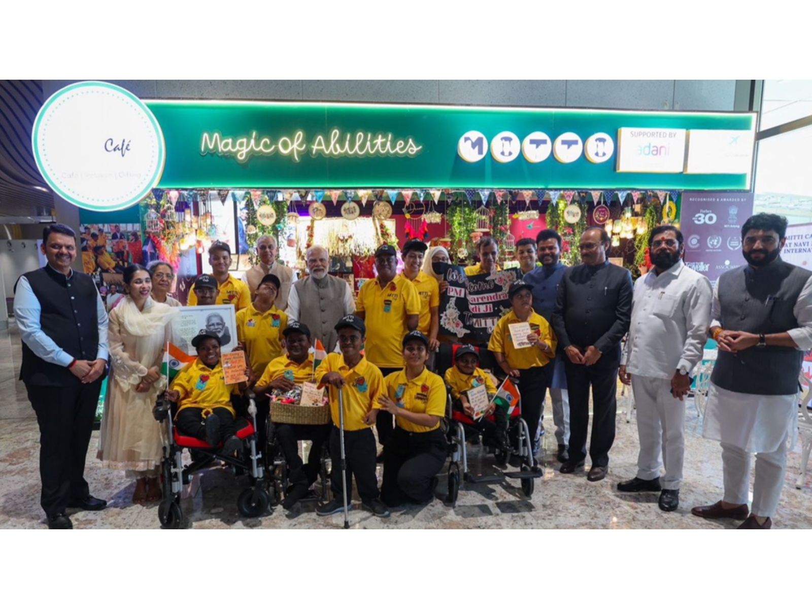 Prime Minister Narendra Modi Visits Mitti Café at Adani’s Navi Mumbai International Airport (NMIA), Celebrating Inclusion and Empowerment