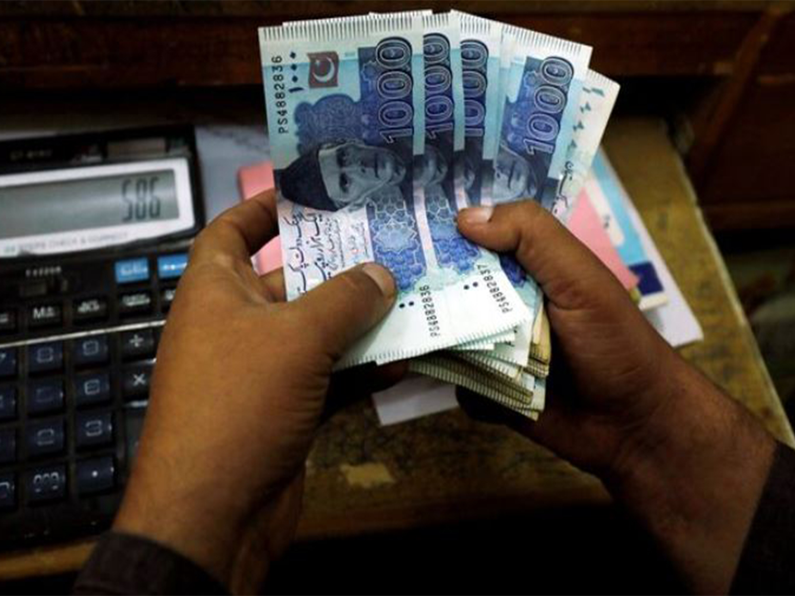 Pakistani currency (Photo/ Reuters)