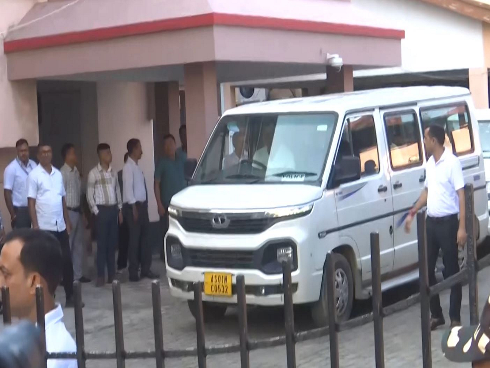 
    Three Assamese expatriates record statements in Zubeen Garg xase
    