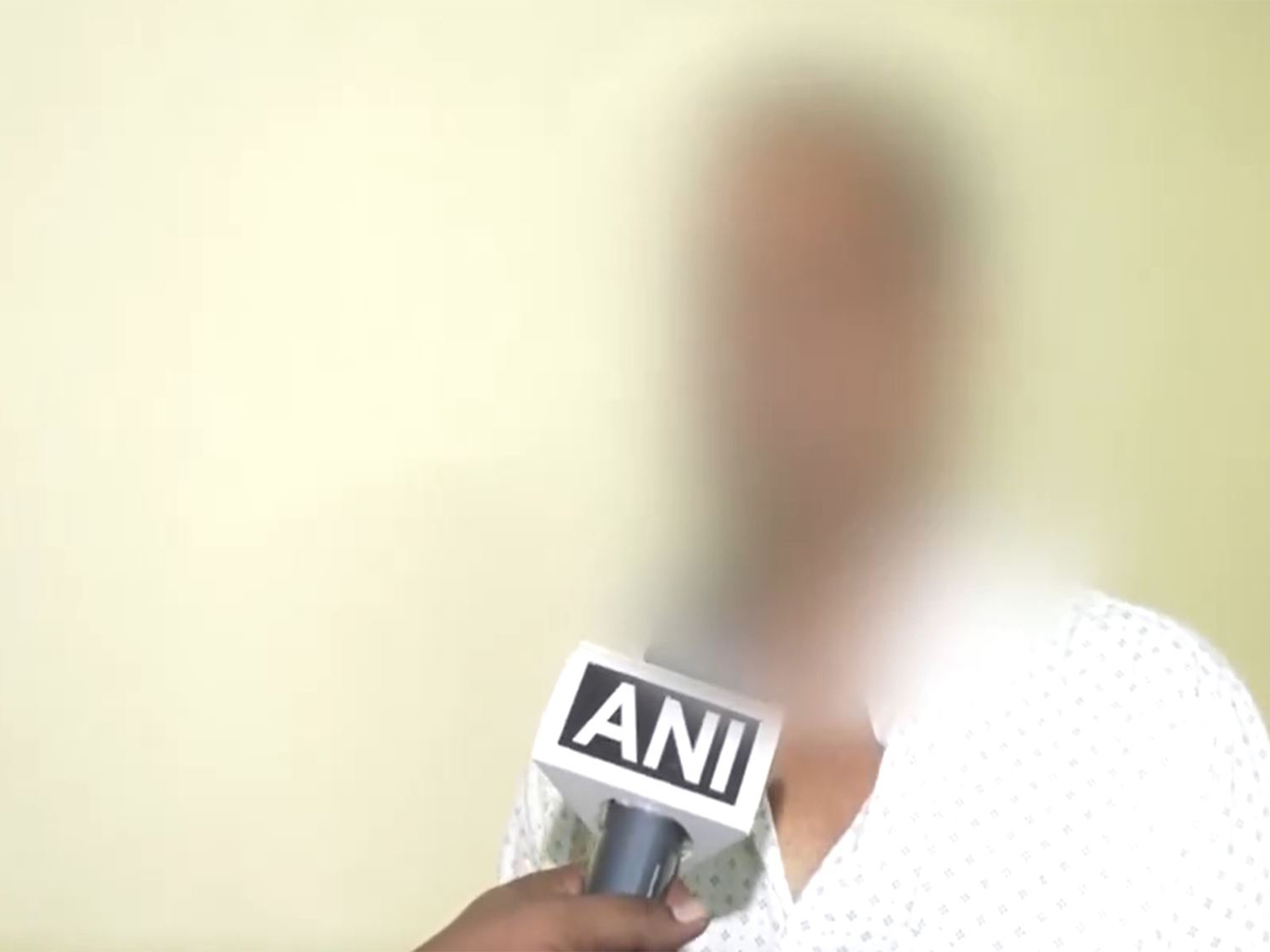 Durgapur gang rape survivor's father speaking to ANI (Photo/ANI)