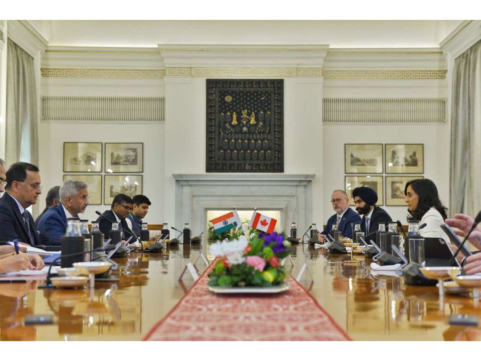 External Affairs Minister S Jaishankar with Canadian Foreign Minister Anita Anand (Photo/X@DrSJaishankar)