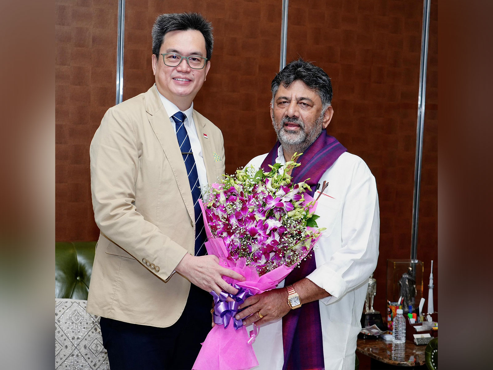 Karnataka Deputy CM DK Shivakumar meets Singapore Consul-General Edgar Pang (Photo/X@DKShivakumar)