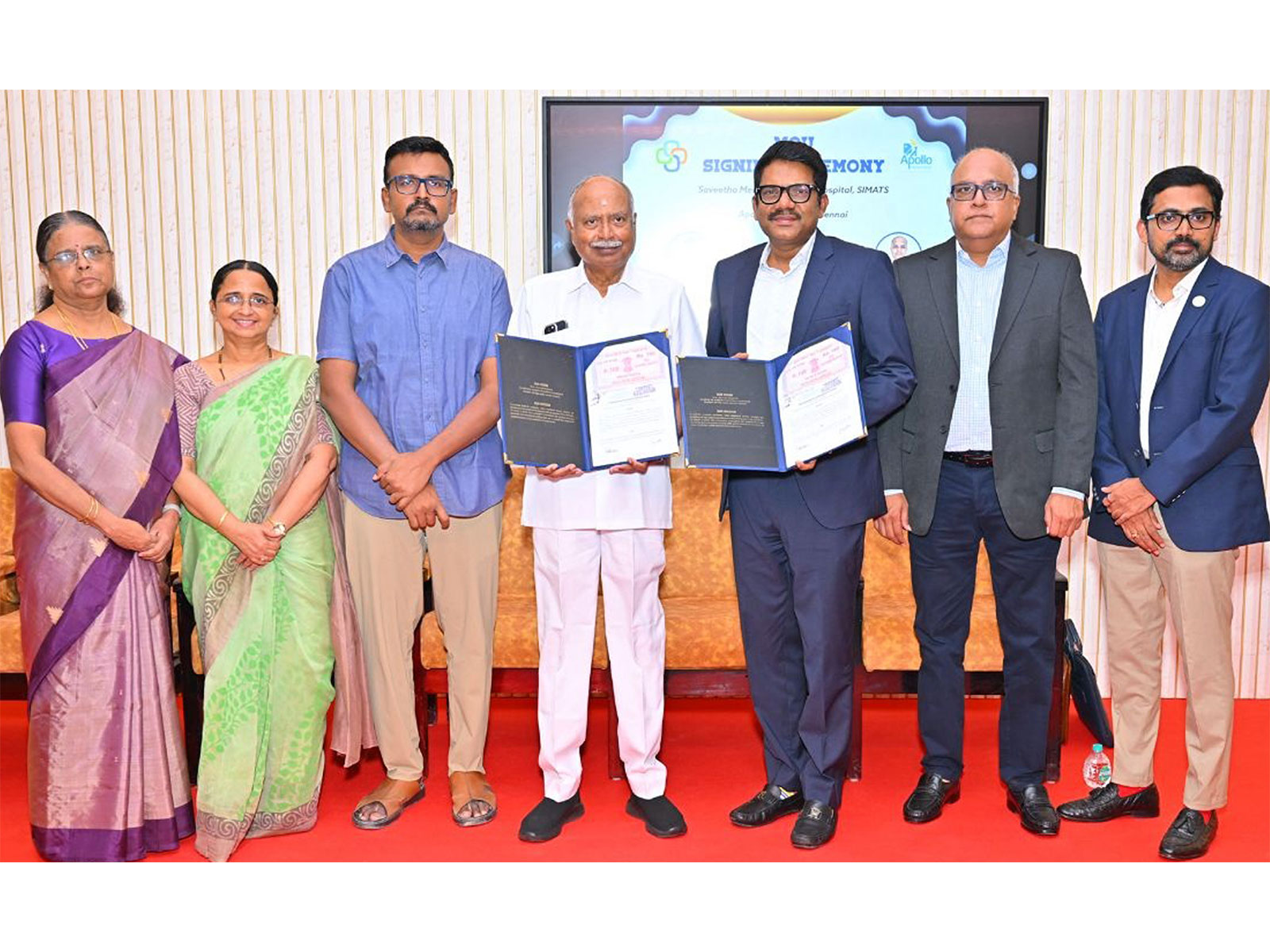 Saveetha Medical College & Hospital, SIMATS Signs MoU with Apollo Hospitals, Chennai