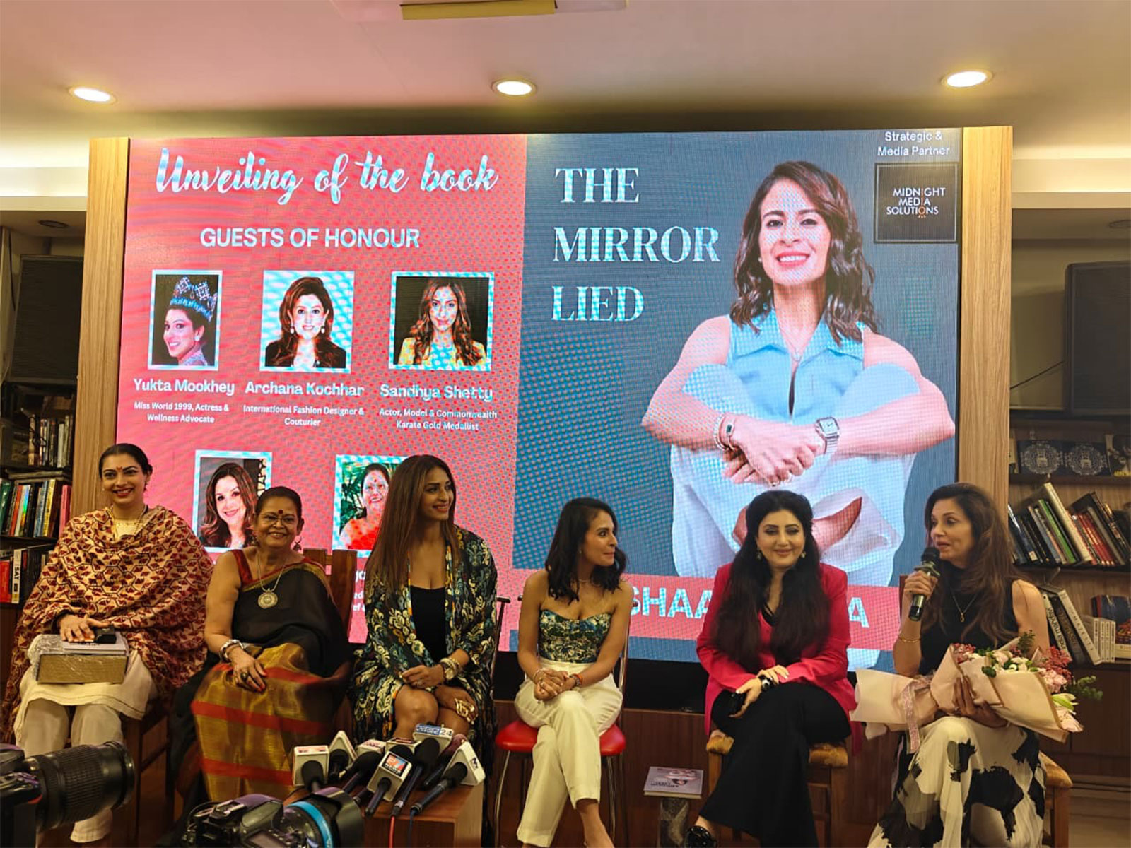 Yukta Mookhey, Joyce Arora, Sandhya Shetty, Inshaa Arora, Archana Kochhar and Lilette Dubey