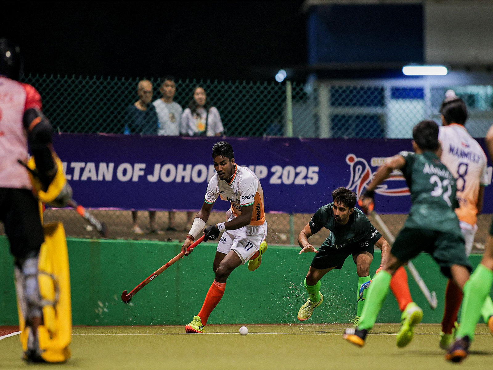 India and Pakistan in action. (Photo: HI Media)