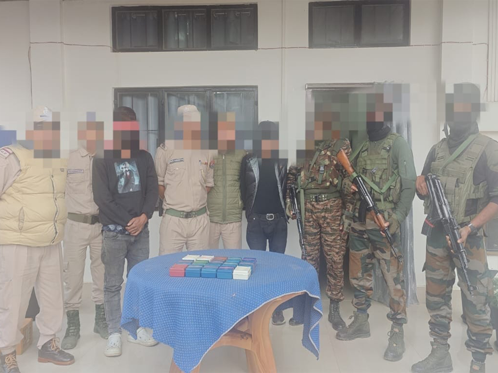 Assam Rifles apprehends six drug peddlers (Photo/Assam Rifles)