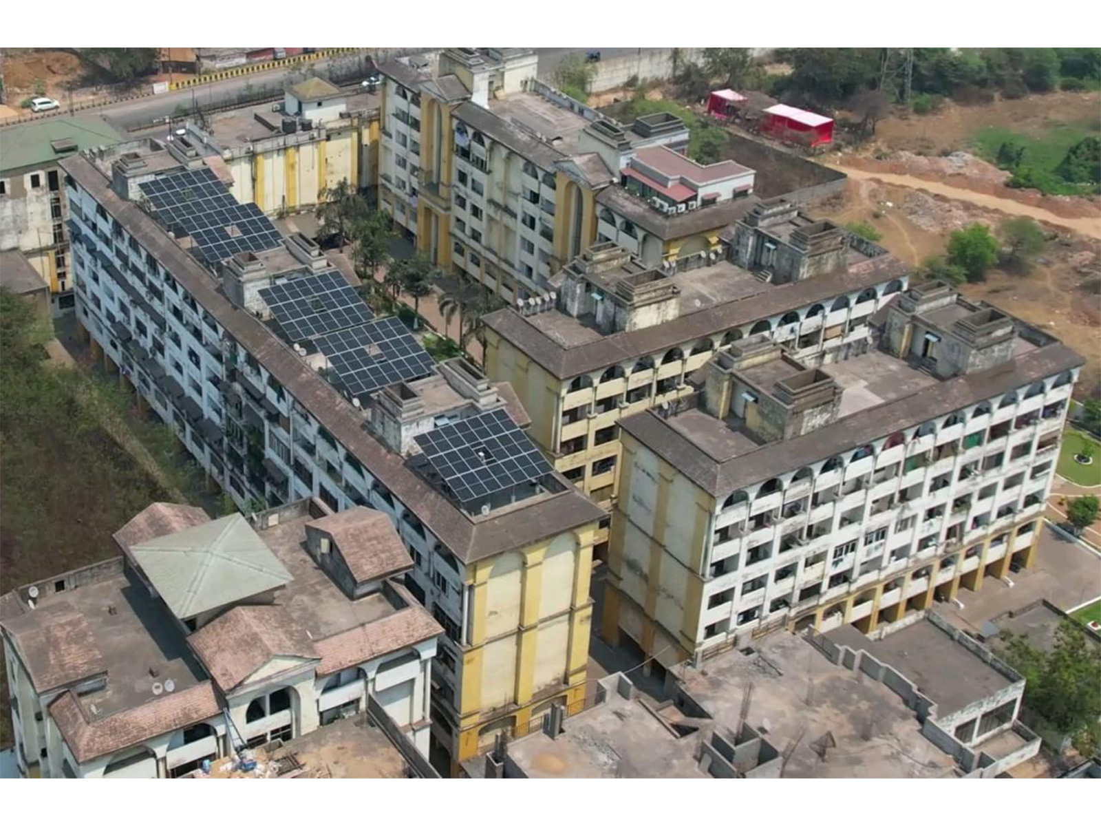 Solar energy installed on the rooftops of buildings (Photo/ Chhattisgarh CMO) Solar energy installed on the rooftops of buildings (Photo/ Chhattisgarh CMO)