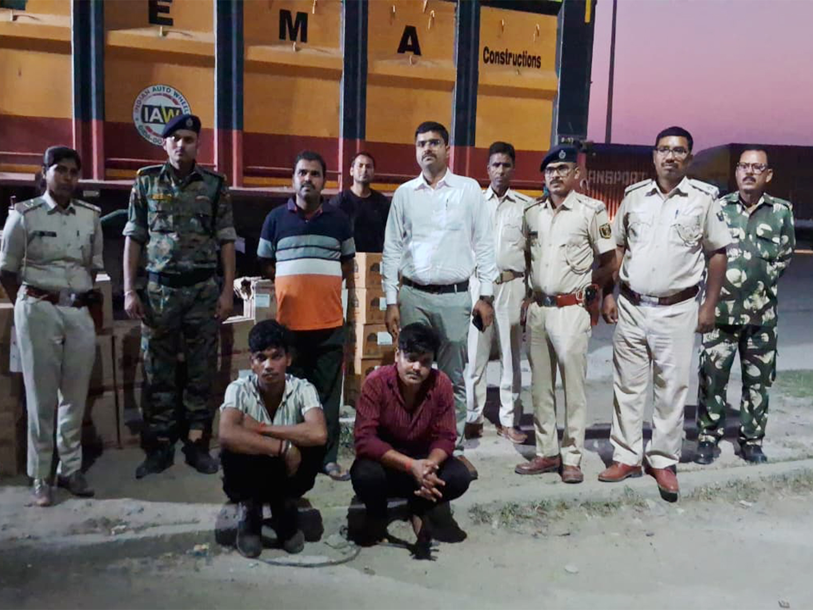 Police seized 915 litres of liquor in Bihar (Photo/Kaimur District Administration)