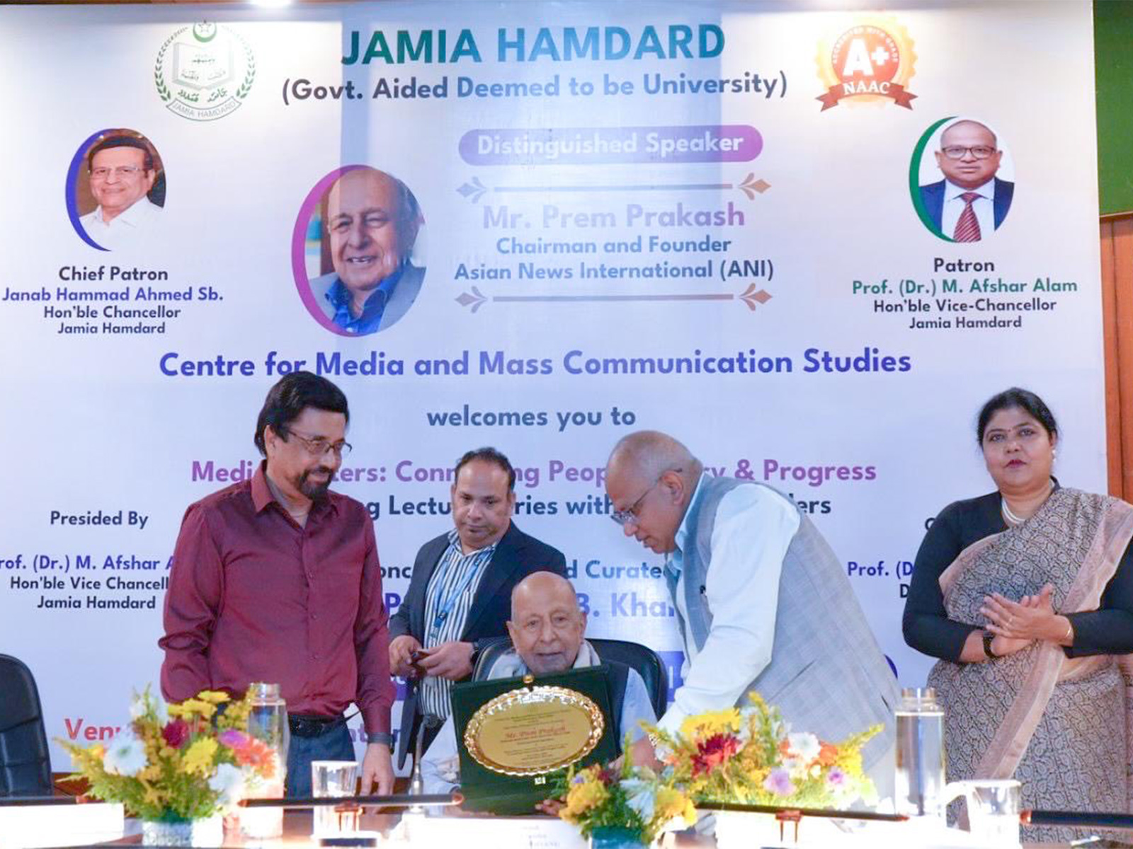 ANI founder Prem Prakash felicitated at Jamia Hamdard University (Photo/@pp1931)