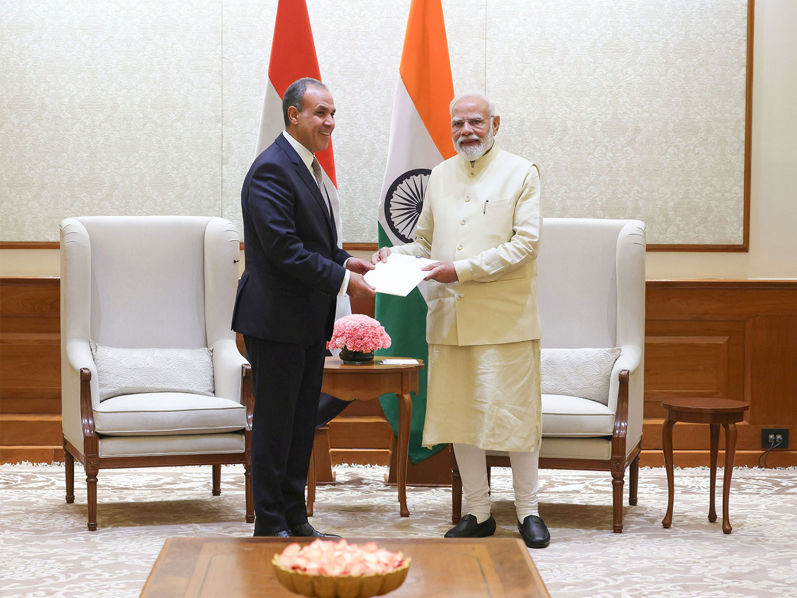 PM Modi with  Egyptian Foreign Minister Badr Abdelatty  (Photo:X/@narendramodi)