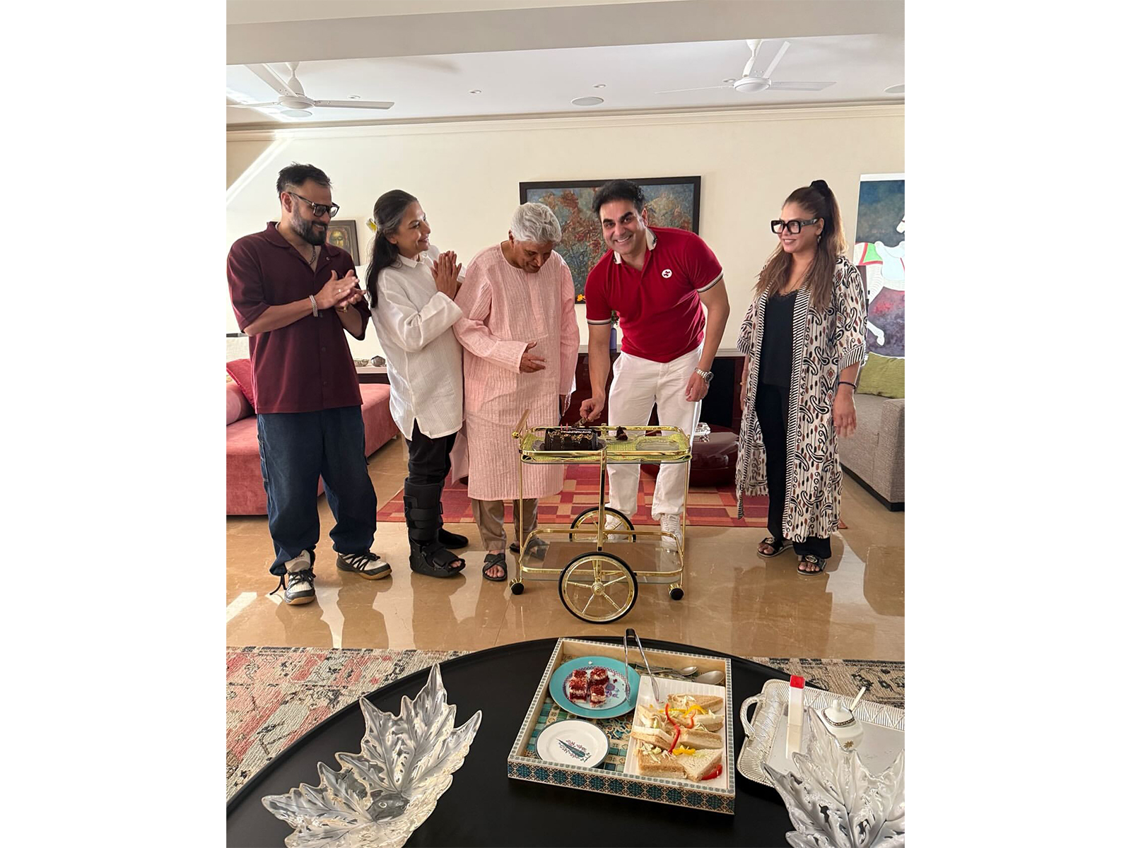 Shabana Azmi congratulates Arbaaz Khan on welcoming daughter (Photo/Instagram@azmishabana18)