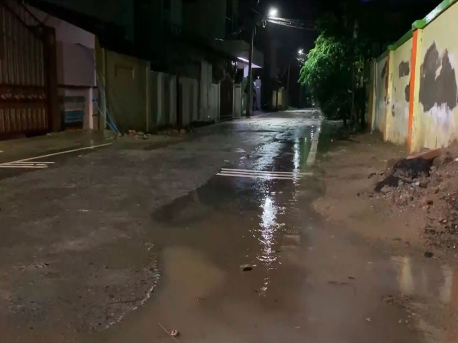 Rain lashes parts of Thoothukudi city. (Photo/ANI)