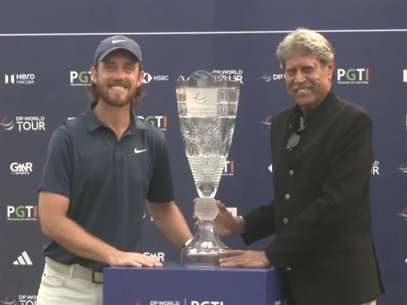 Tommy Fleetwood and Kapil Dev (Photo: ANI)