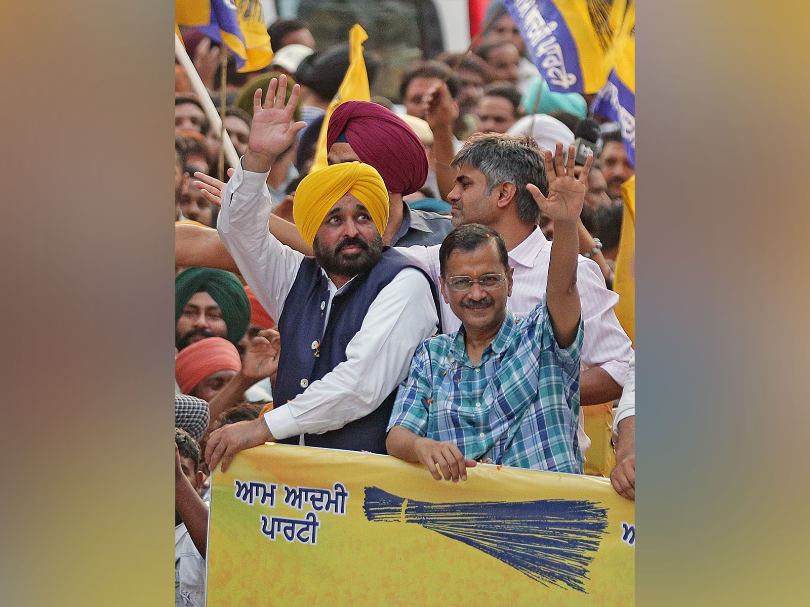 Punjab CM Bhagwant Mann and AAP Convenor Arvind Kejriwal (Photo/ANI)