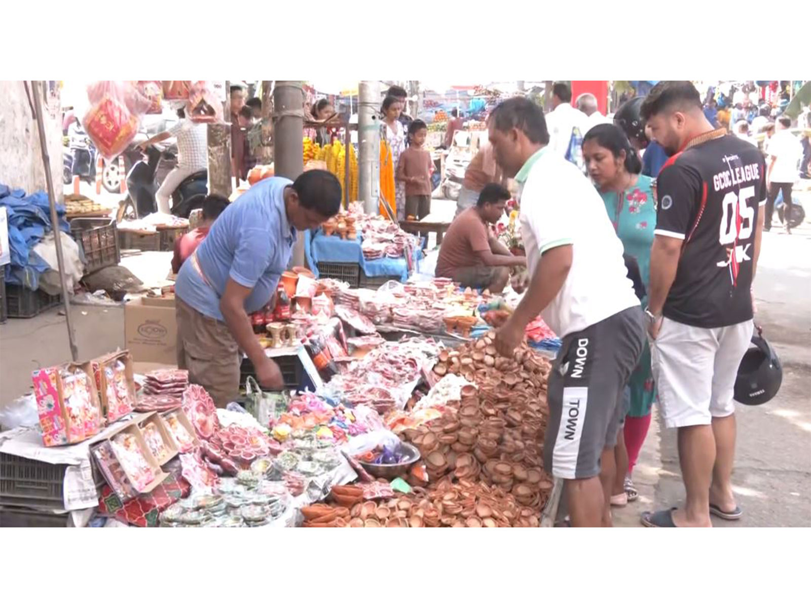 People visit Guwahati markets on Diwali (Photo/ANI)