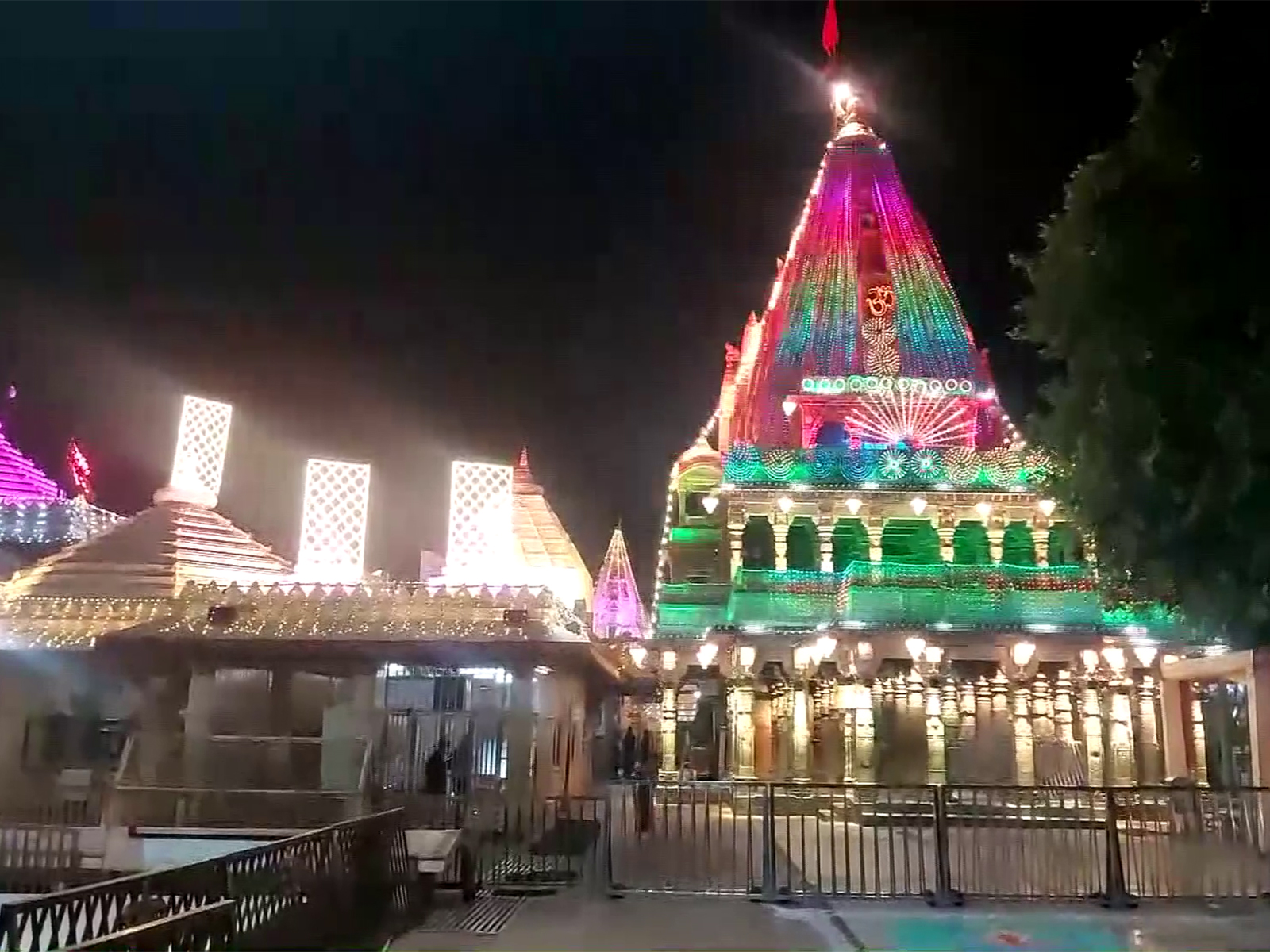 Special puja rituals were performed at Ujjain's Mahakal temple on Diwali. (Photo/ANI)