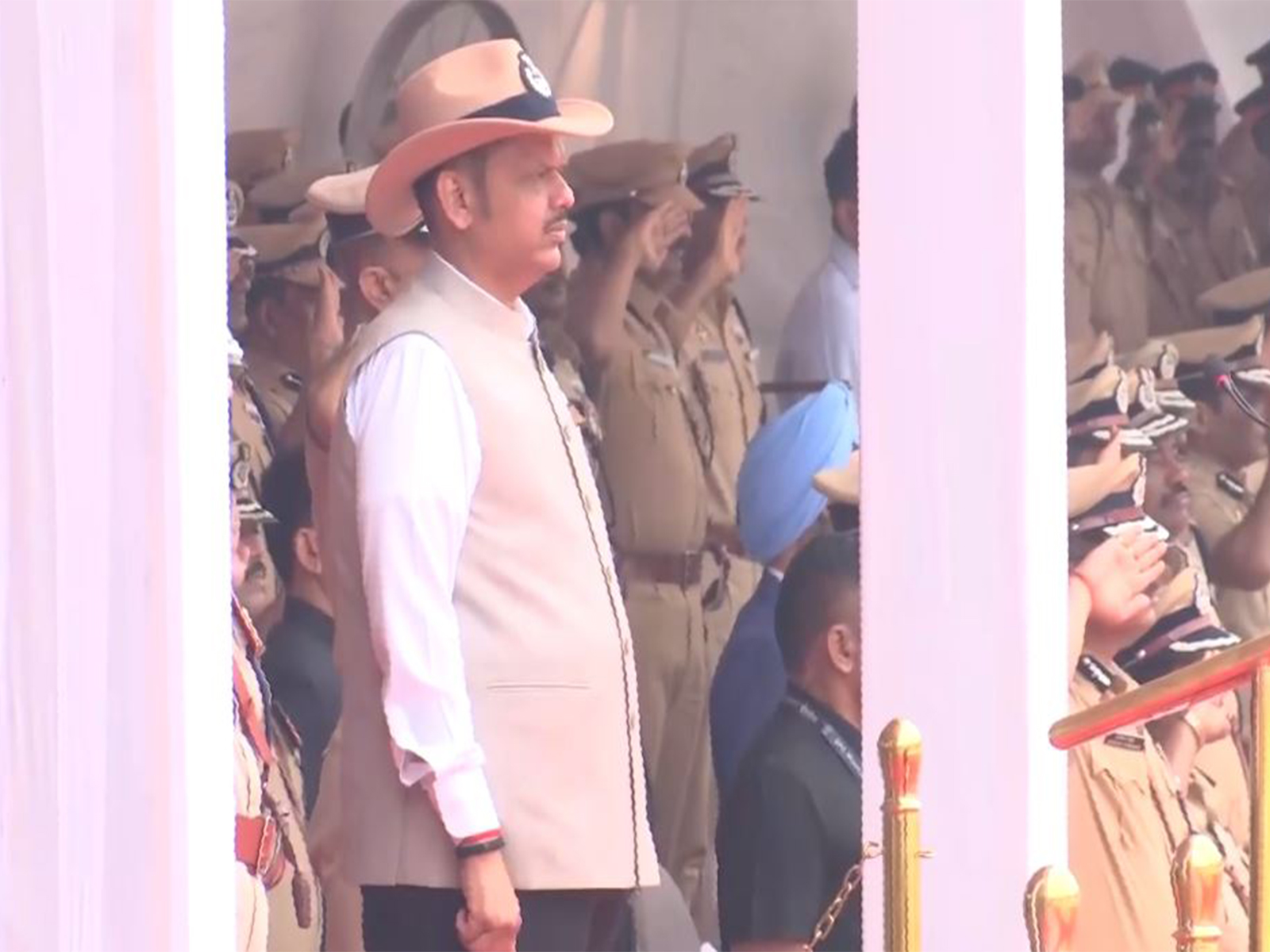Maharashtra CM Devendra Fadnavis pays tribute on Police Commemoration Day (Photo/ANI)