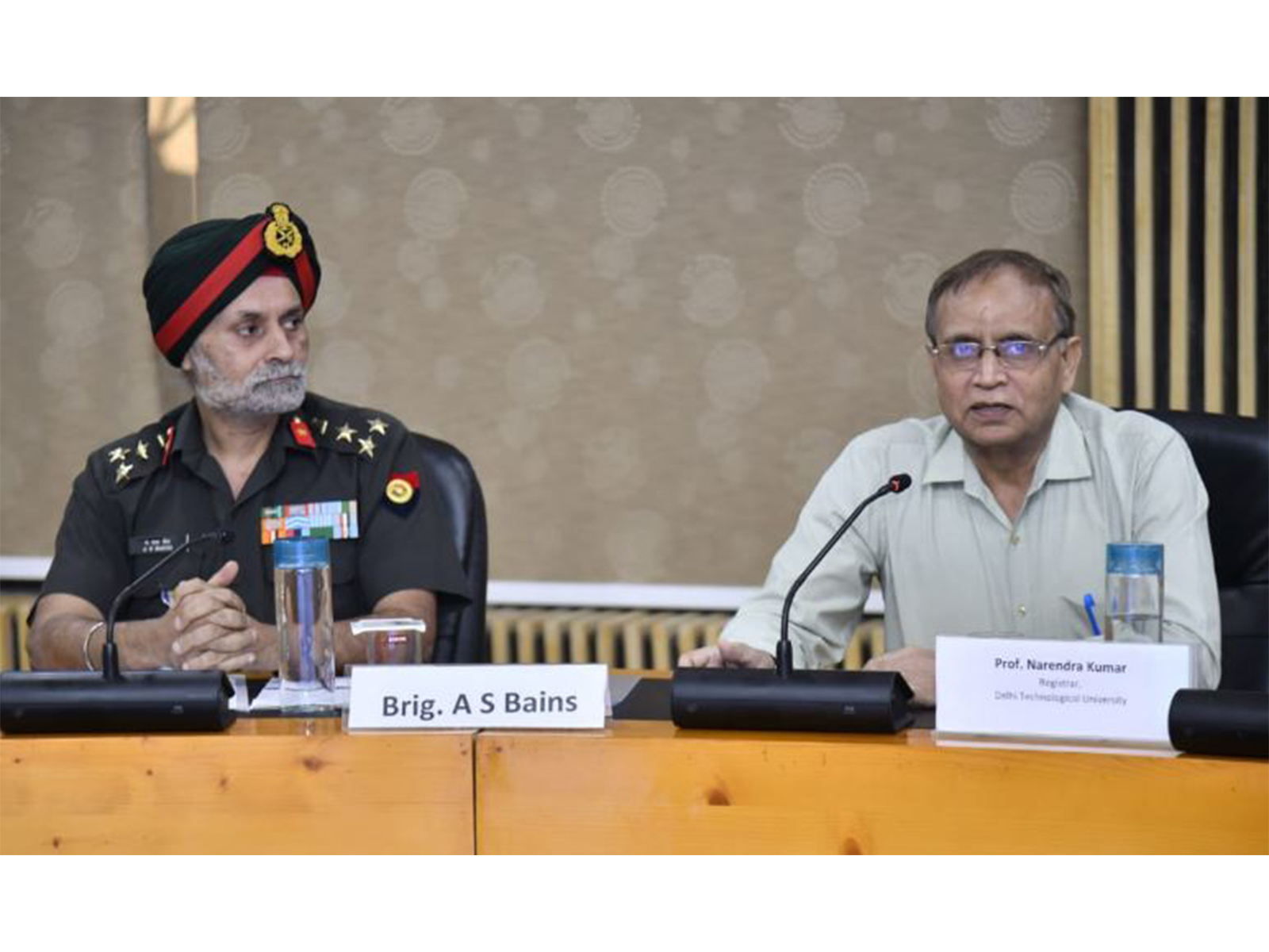 Indian Army and DTU signs a MoU, which focuses on research in Defence Technology, AI and Cyber Security. (Photo/@adgpiX)