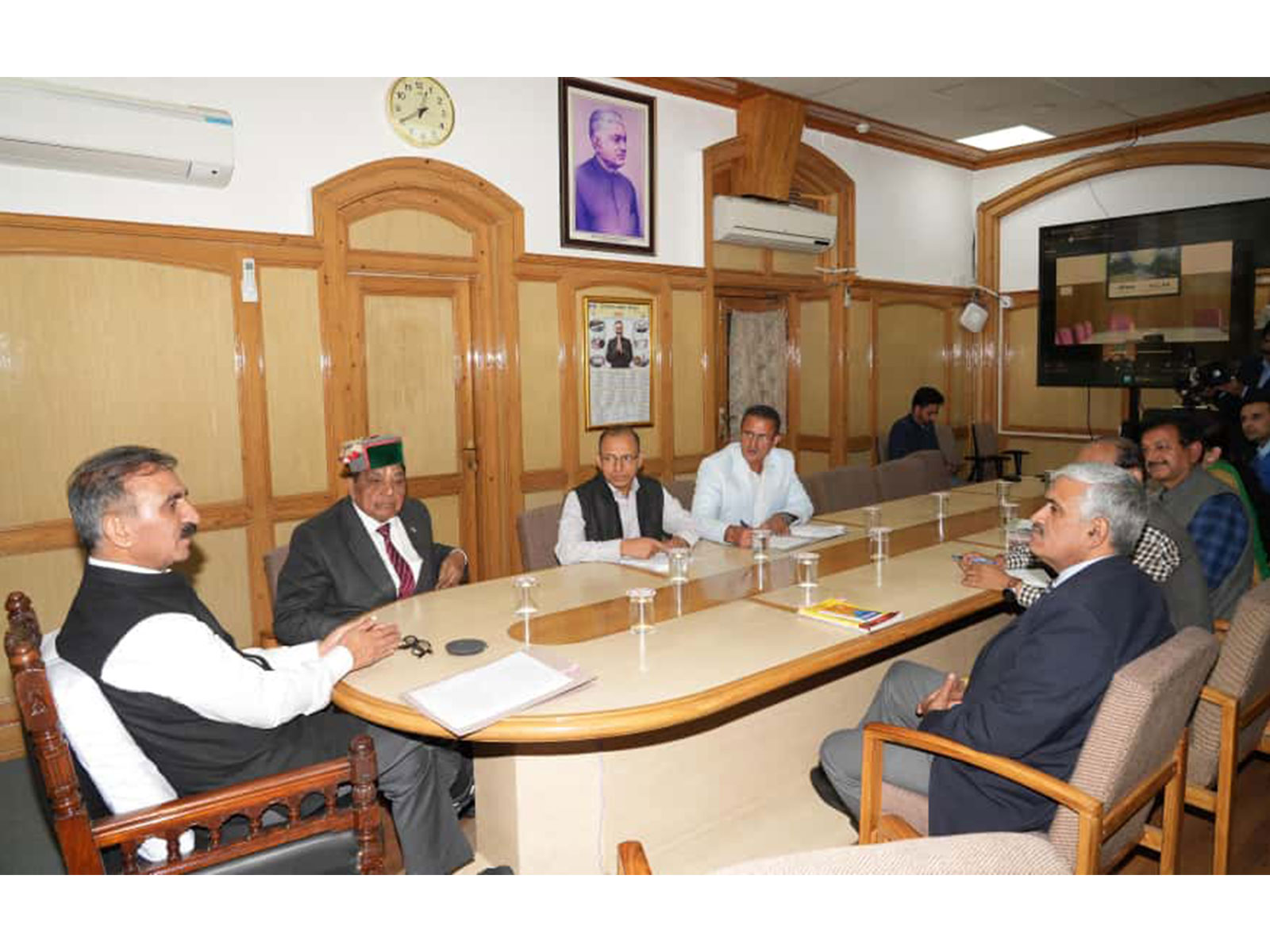 Himachal CM Sukhvinder Singh Sukhu chairs review meeting with officials. (Photo/ANI) Himachal CM Sukhvinder Singh Sukhu chairs review meeting with officials. (Photo/ANI)