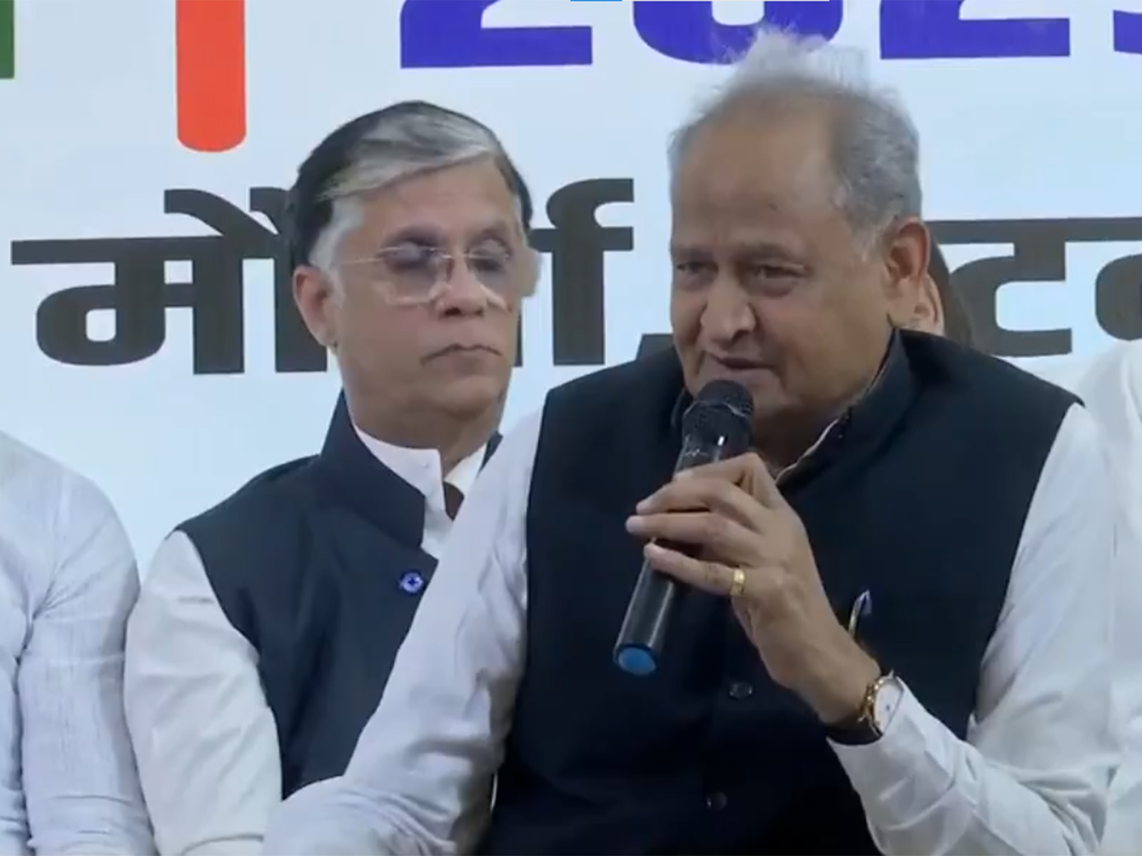Congress leader Ashok Gehlot (Photo/ANI)