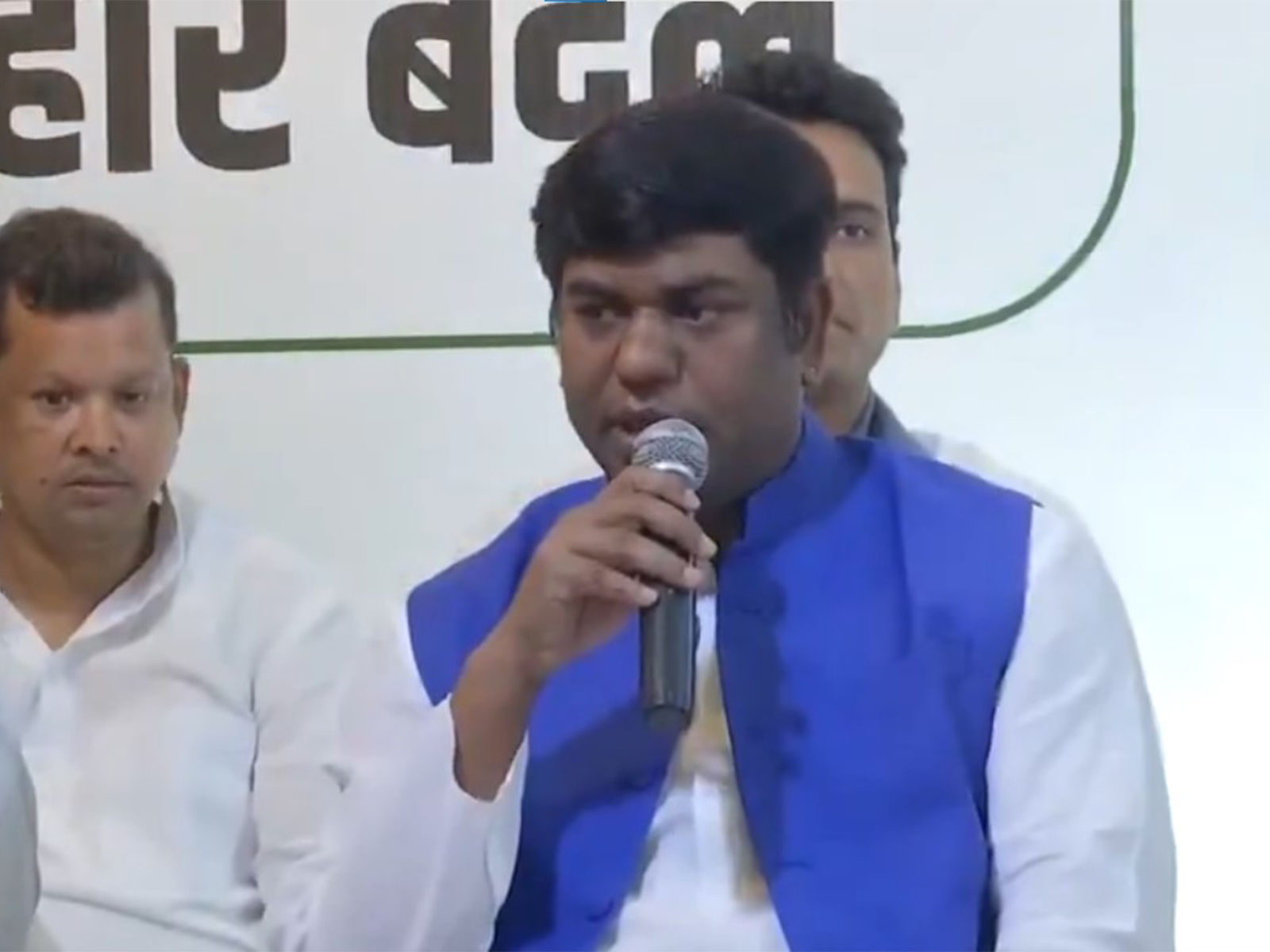 Vikassheel Insaan Party (VIP) convenor Mukesh Sahani (Photo/ANI)