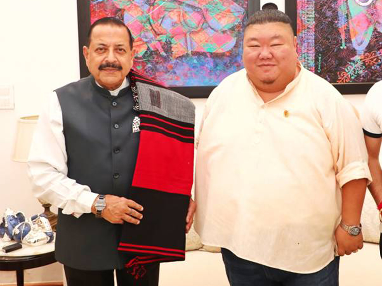 Nagaland Minister Temjen Imna Along calls on Union Minister Jitendra Singh (Photo: PIB)