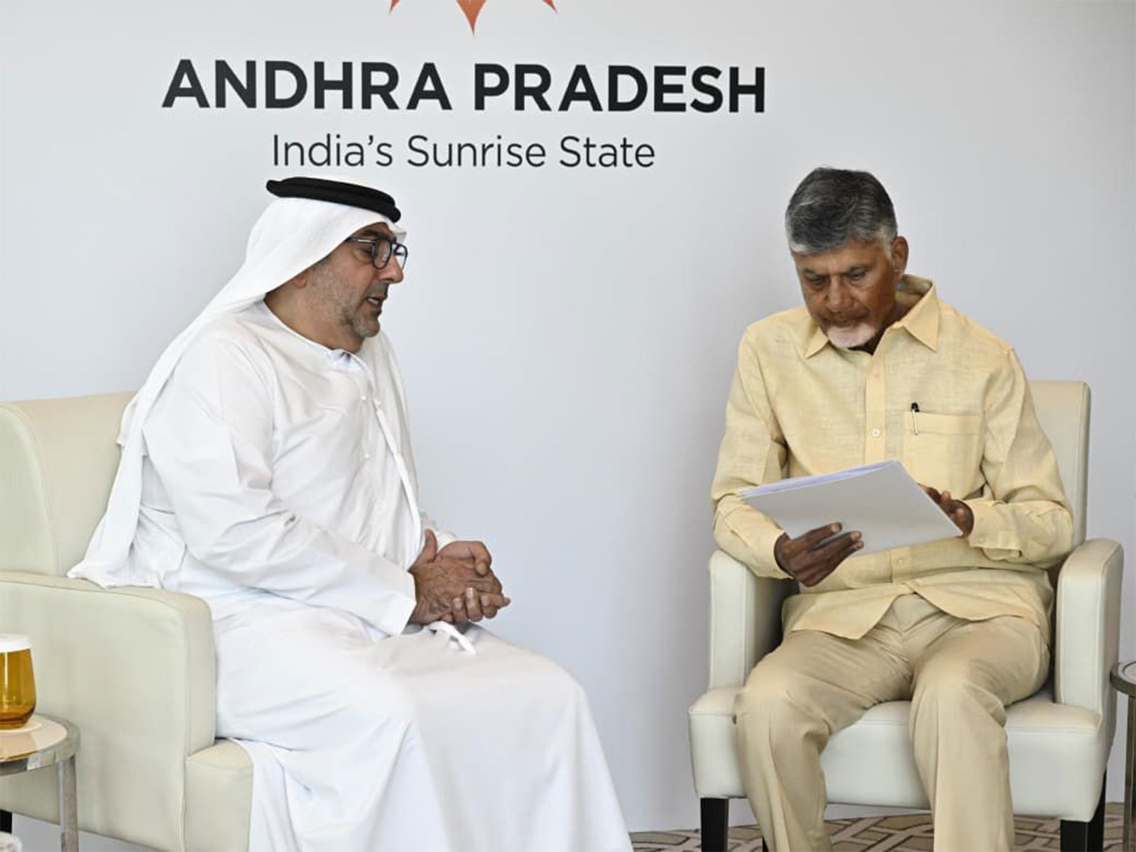 Andhra Pradesh CM Chandrababu Naidu with Apex Investments Chairman HE Khalifa Yousif Al Khouri (Photo/@ncbn)