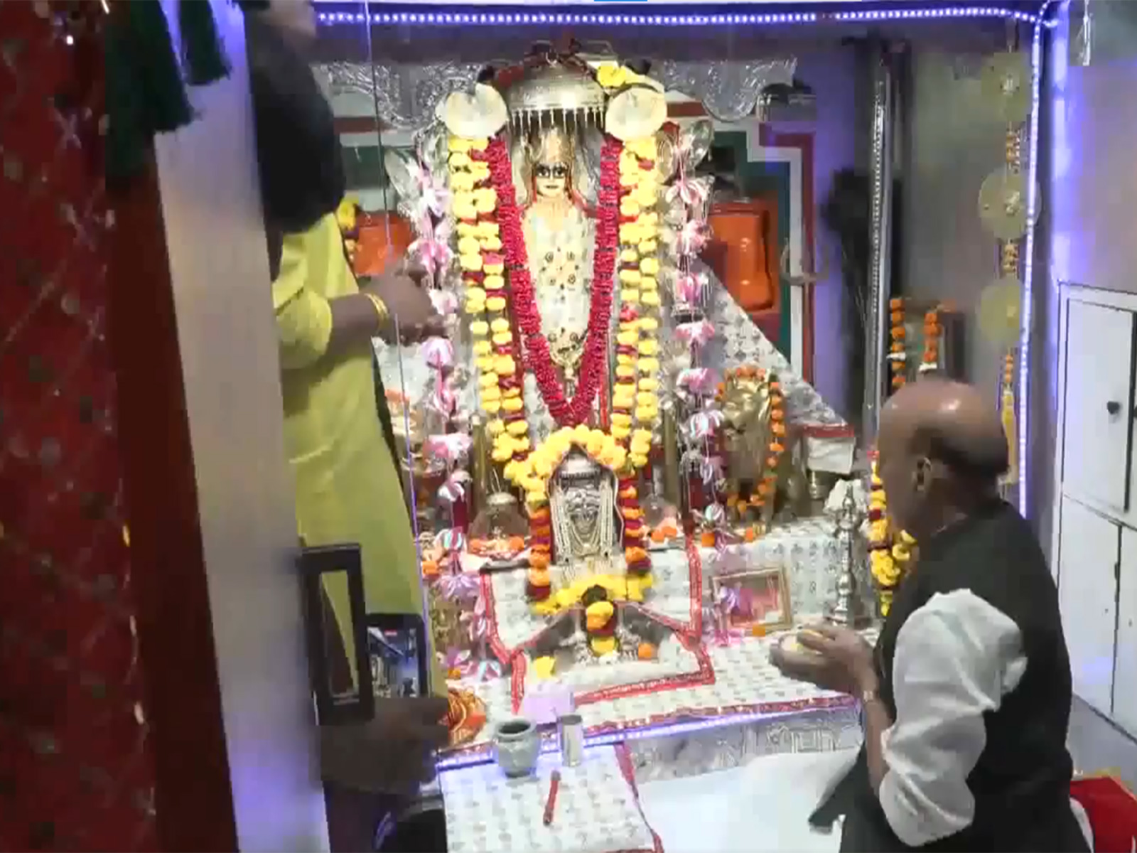 Defence Minister Rajnath Singh at Tanot Mata Mandir near Longewala, Jaisalmer (Photo/ANI)