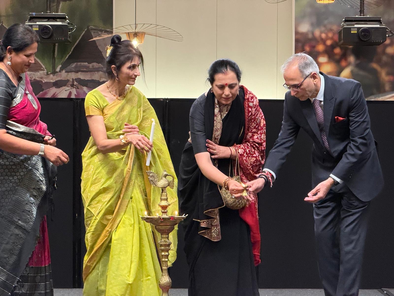 India’s Ambassador Vinay Mohan Kwatra celebrates Diwali at World Bank (Photo/X@AmbVMKwatra)