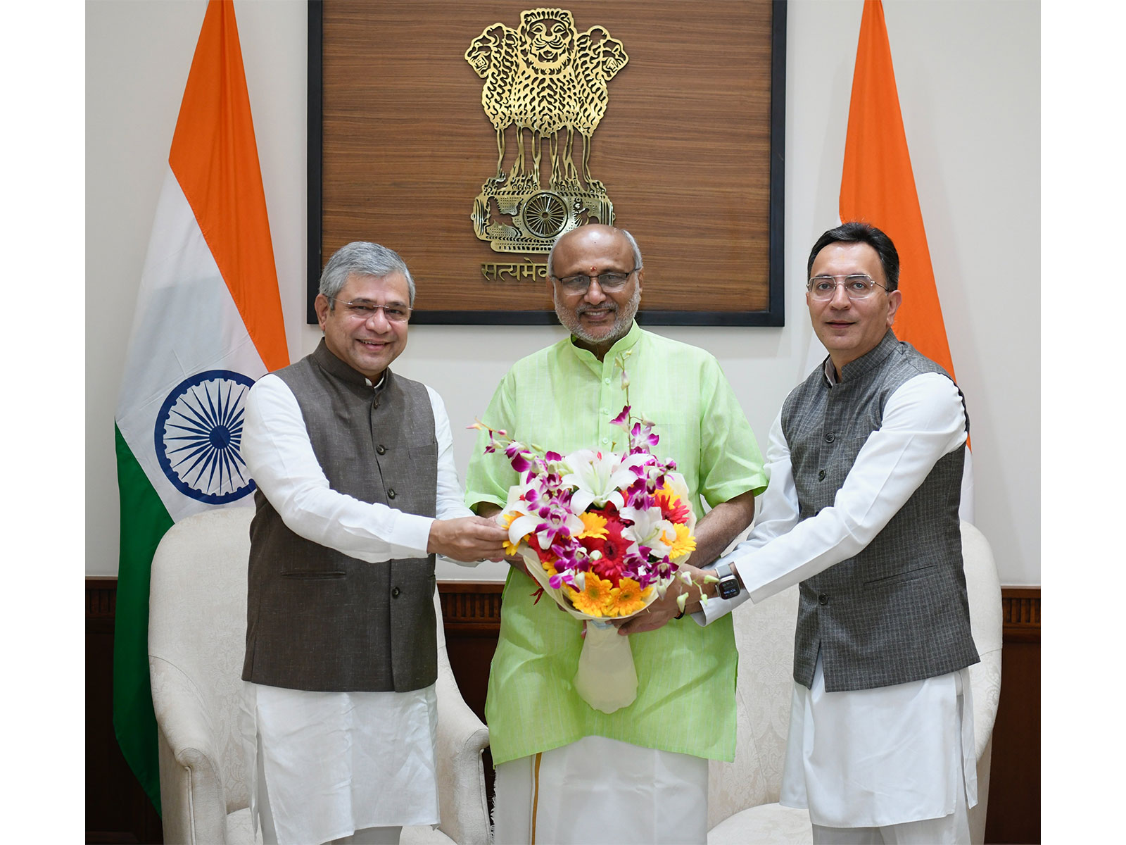 Union Minister of Electronics & IT Ashwini Vaishnaw, and Union Minister of State for Commerce & Industry, and Electronics & IT, Jitin Prasada, called on the Vice-President, CP Radhakrishnan (Photo/@VPIndia)