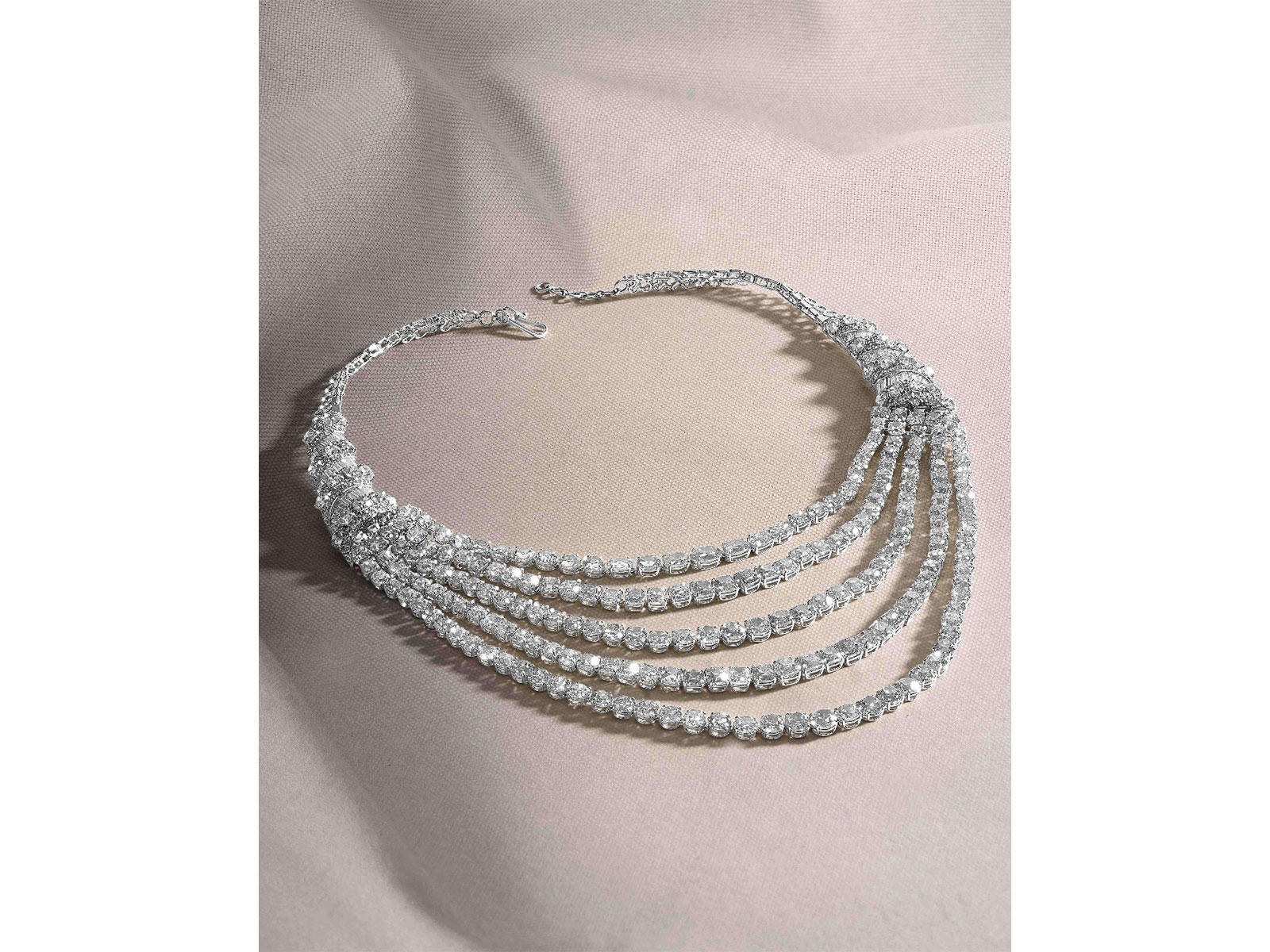 Lot 7 | A Five-Tier Mutual-Cut Diamond Necklace