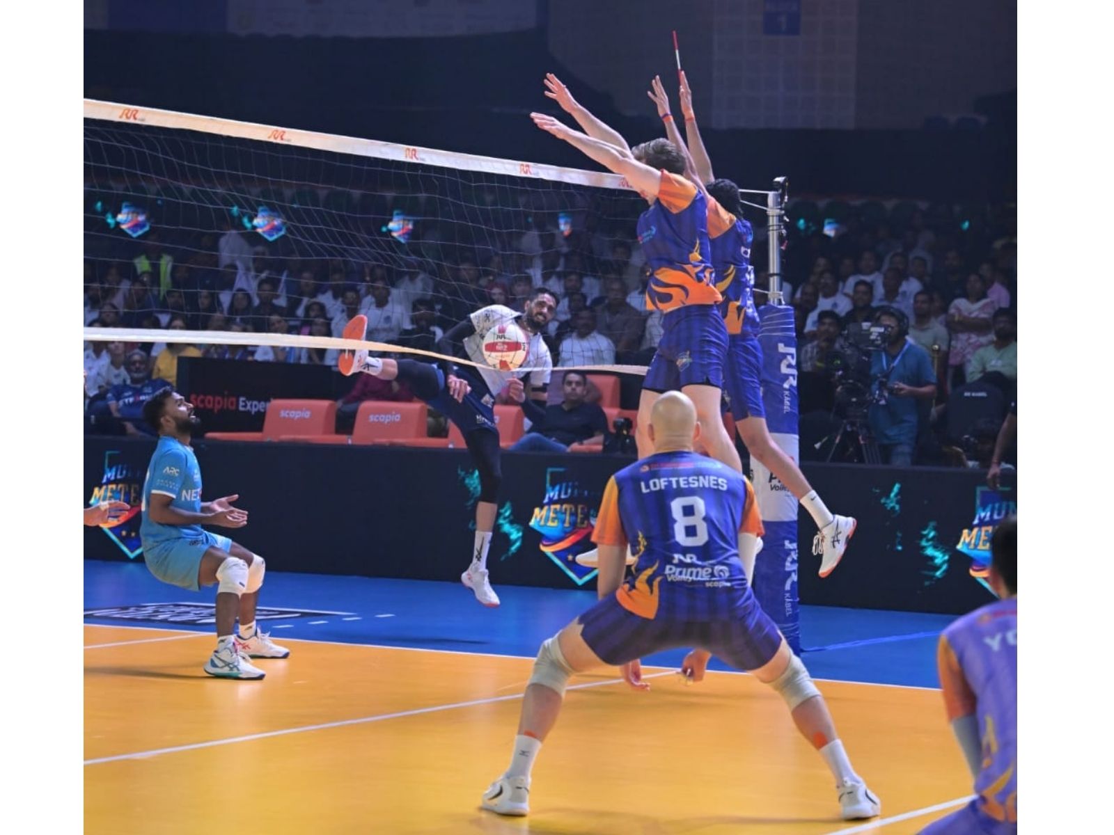 PVL 2025 Season 4 (Match 37): Bengaluru Torpedoes storm past Ahmedabad Defenders to set up Final clash with Mumbai Meteors