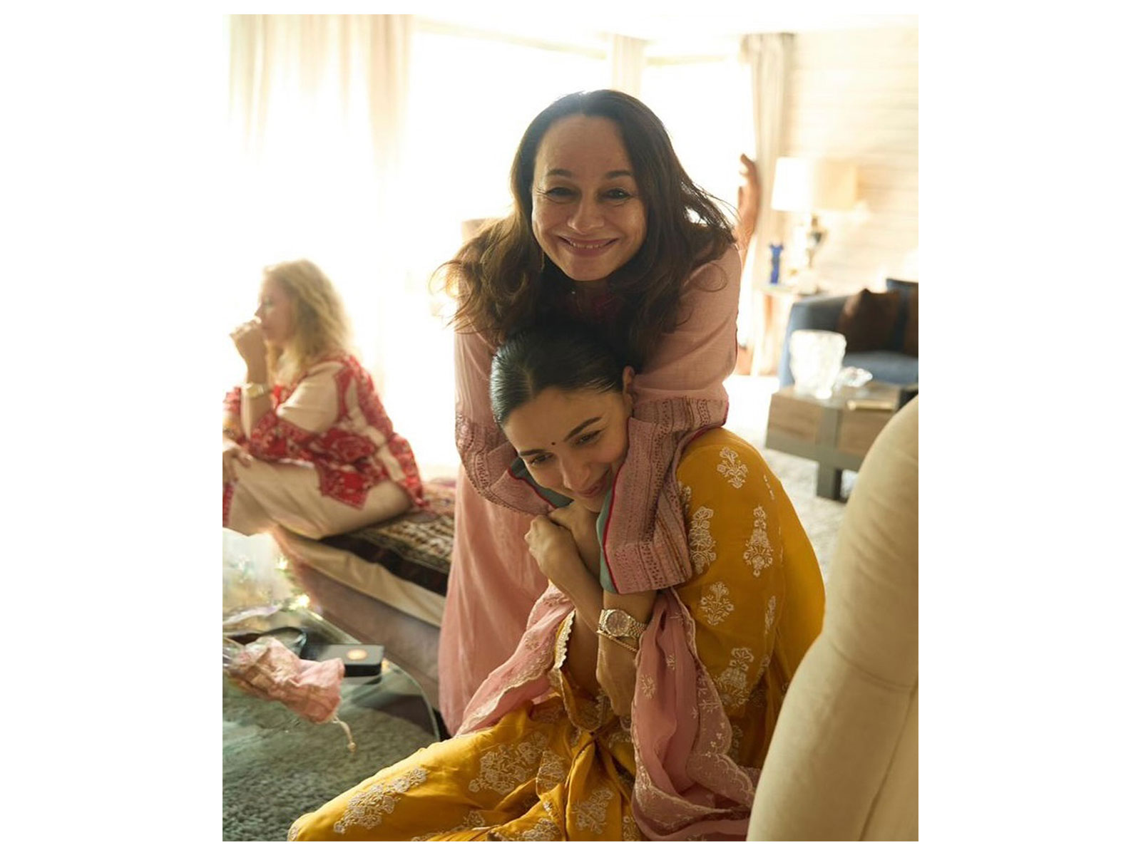 Alia Bhatt wishes her mother Soni Razdan on birthday (Photo/Instagram@aliaabhatt)