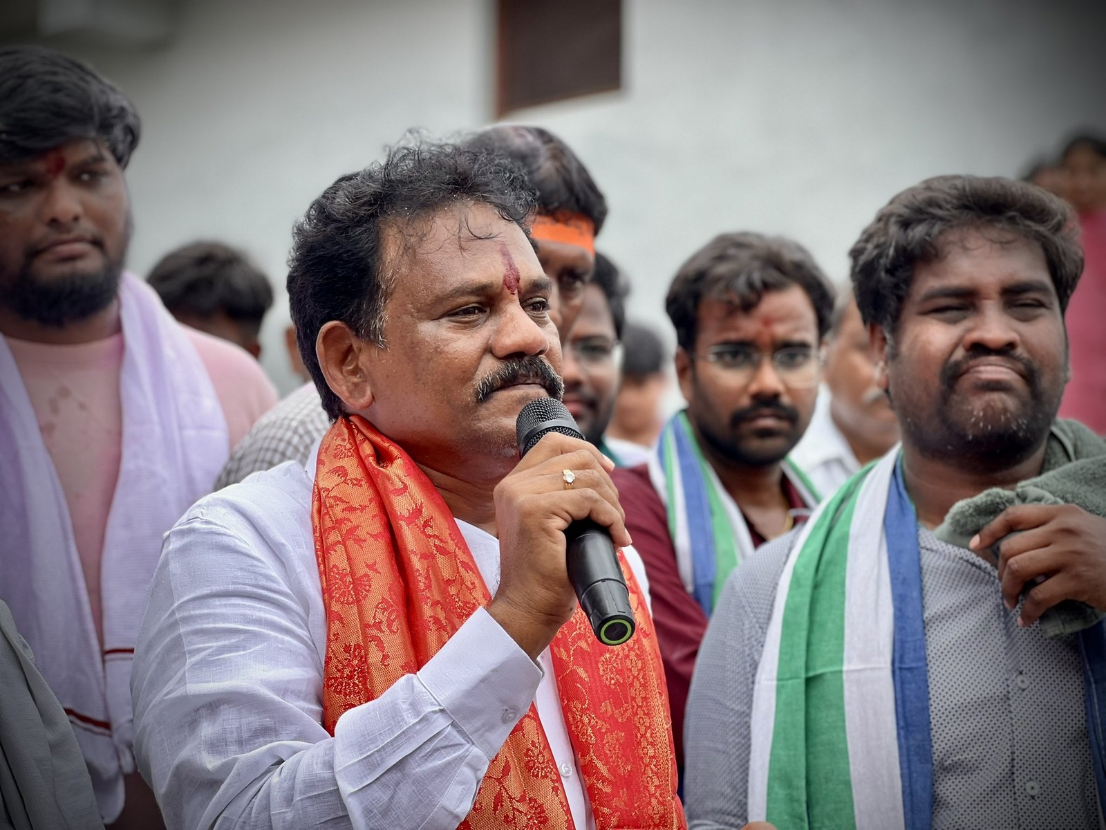 YSRCP leader Varikuti Ashok Babu (Photo/@VarikutiAshok_)