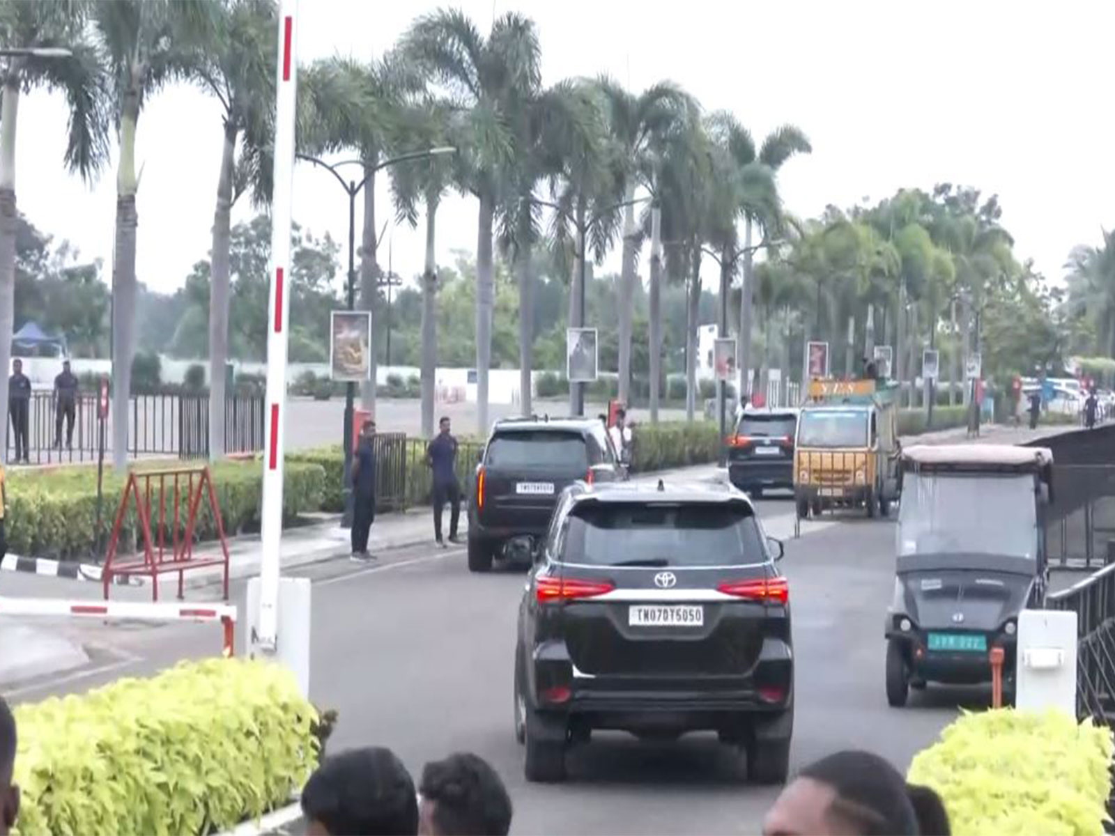 Leaders arrive at the hotel ahead of scheduled meeting (Photo/ANI)