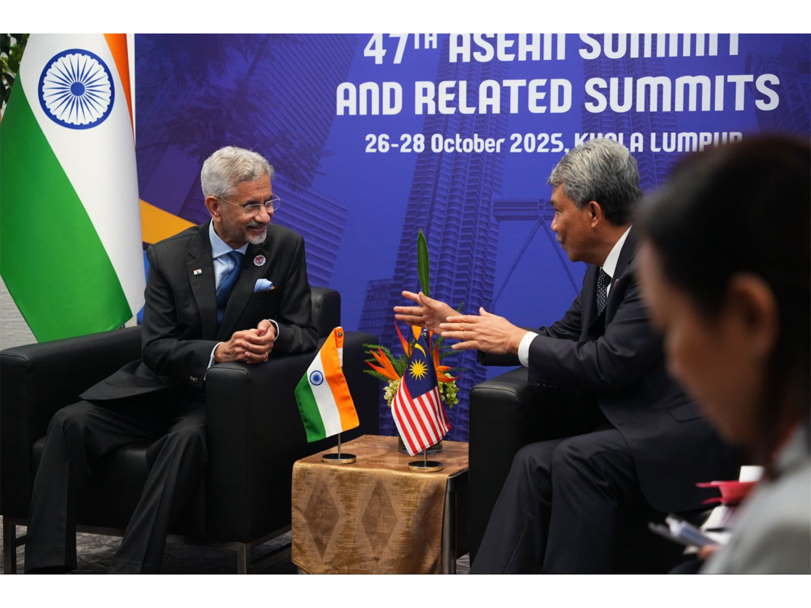 External Affairs Minister S Jaishankar with his Malaysian counterpart Mohamad Haji Hasan in Kuala Lumpur (Image: X/@DrSJaishankar)