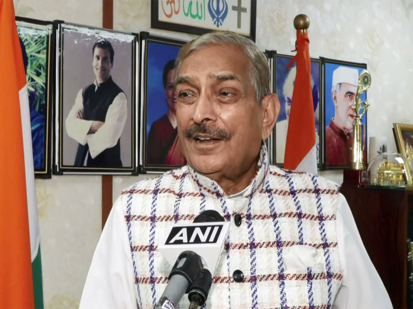 Congress leader Pramod Tiwari (Photo/ANI)