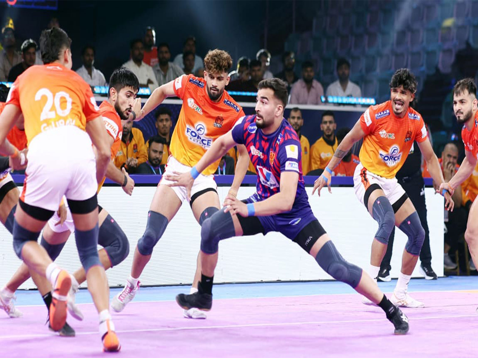 Pro Kabaddi League action (Photo: PKL)