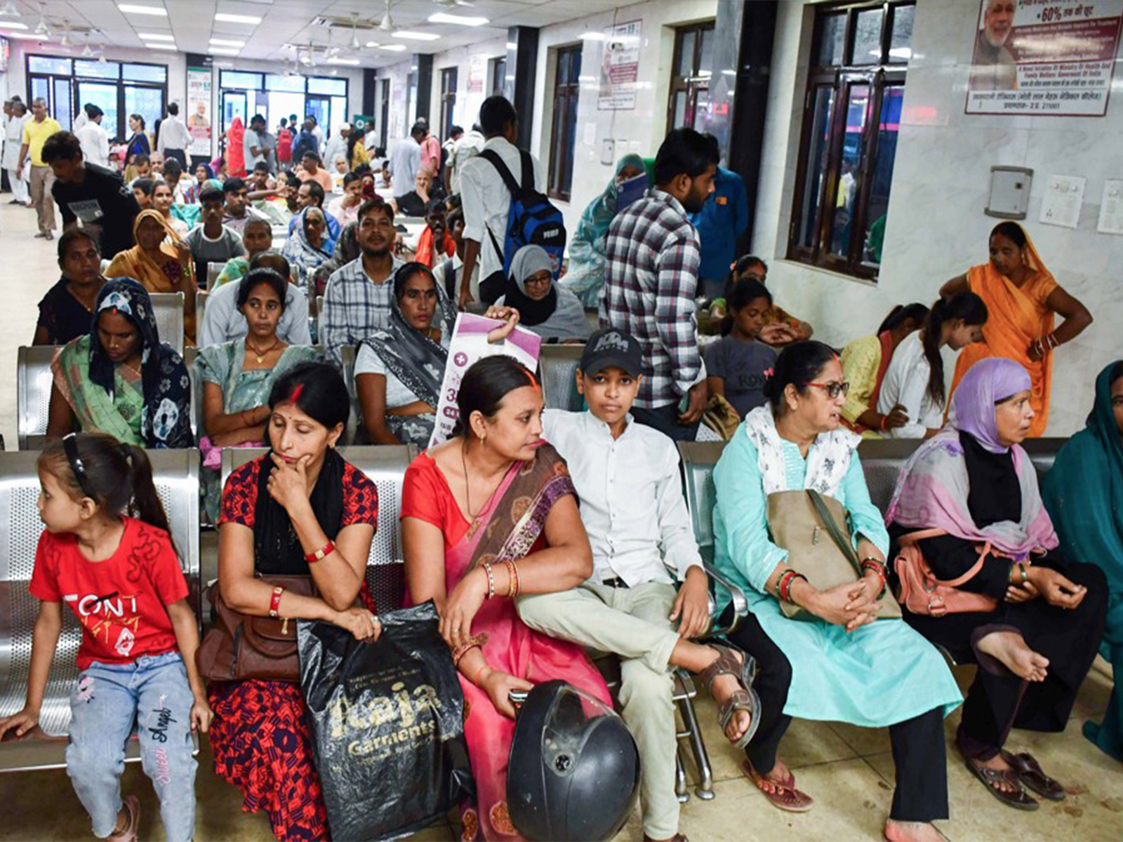 Patients waiting in a hopital (File Photo/ANI)