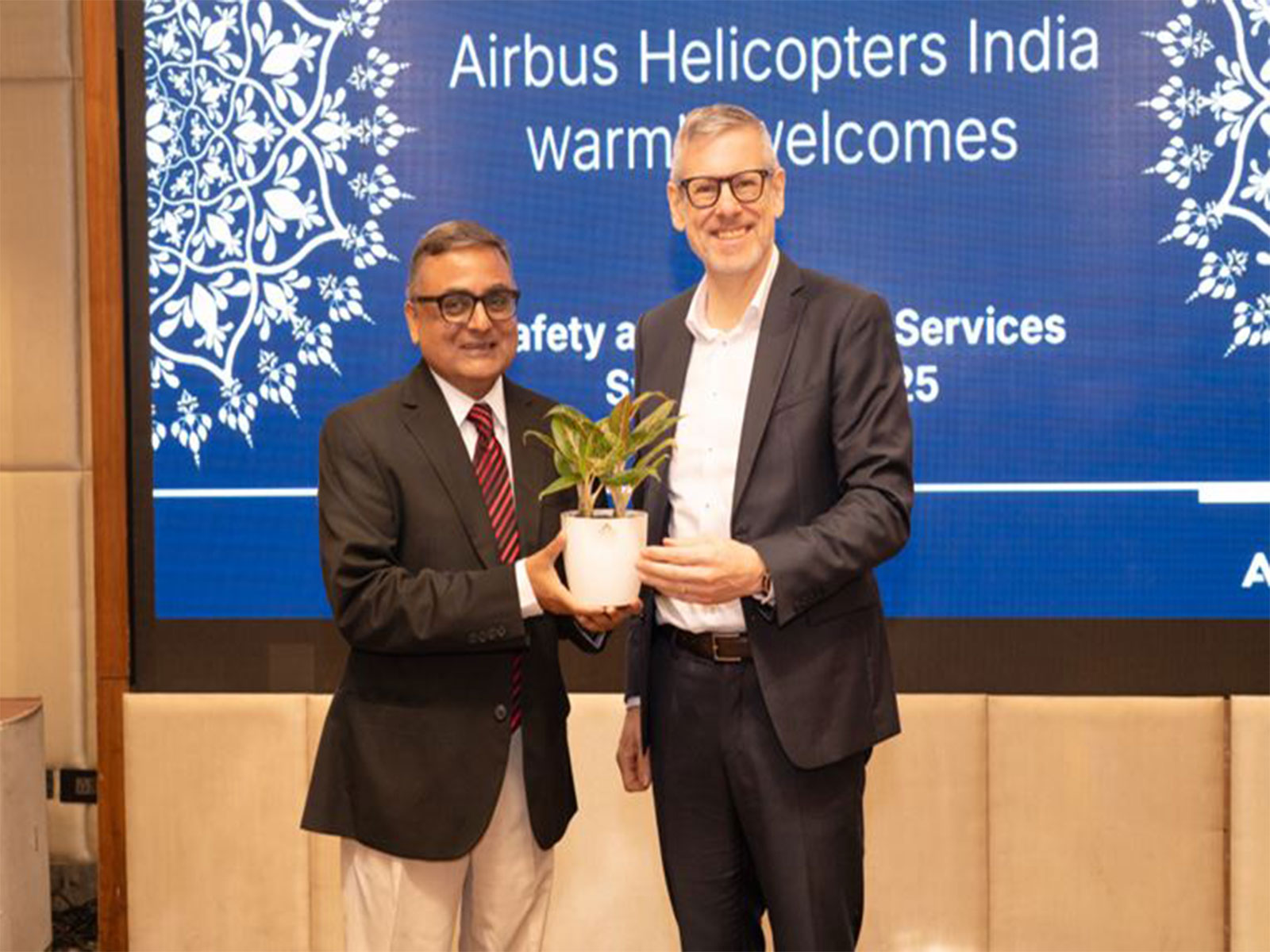 Faiz Ahmed Kidwai, Director General, Directorate General of Civil Aviation, and Jürgen Westermeier, President and Managing Director, Airbus India and South Asia, at the Airbus Helicopters Safety and Support & Services Symposium (Image: Airbus)