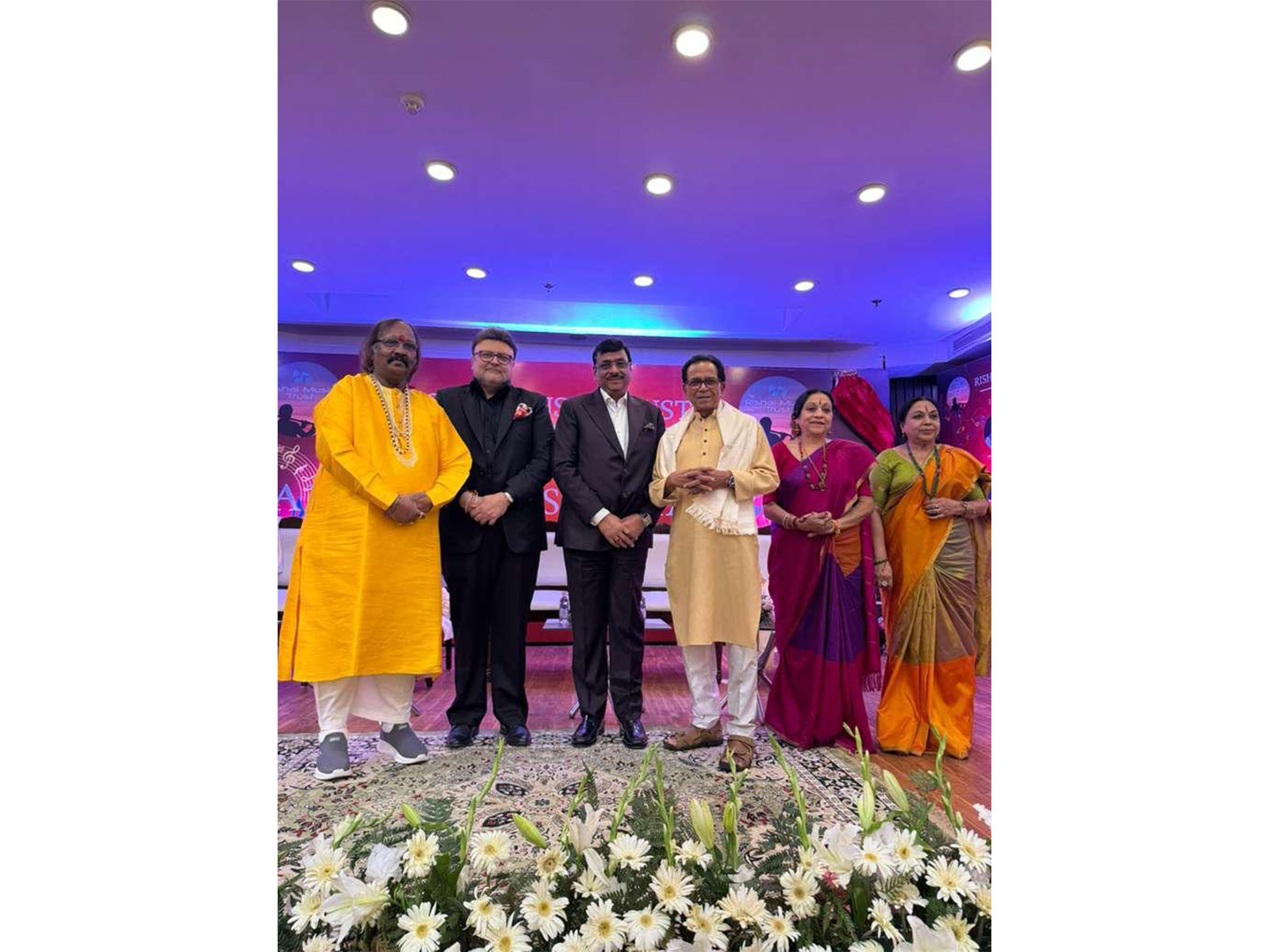 National Sangeet Natak Akademi Awardee Pt. Rajendra Prasanna, Mr. Harvansh Chawla, Chairman and Chief Patron, Mr. Pradeep Jain, Padmashree Pt. Ashok Chakradhar, Padmashree Vidushi Nalini and Padmashree Vidushi Kama