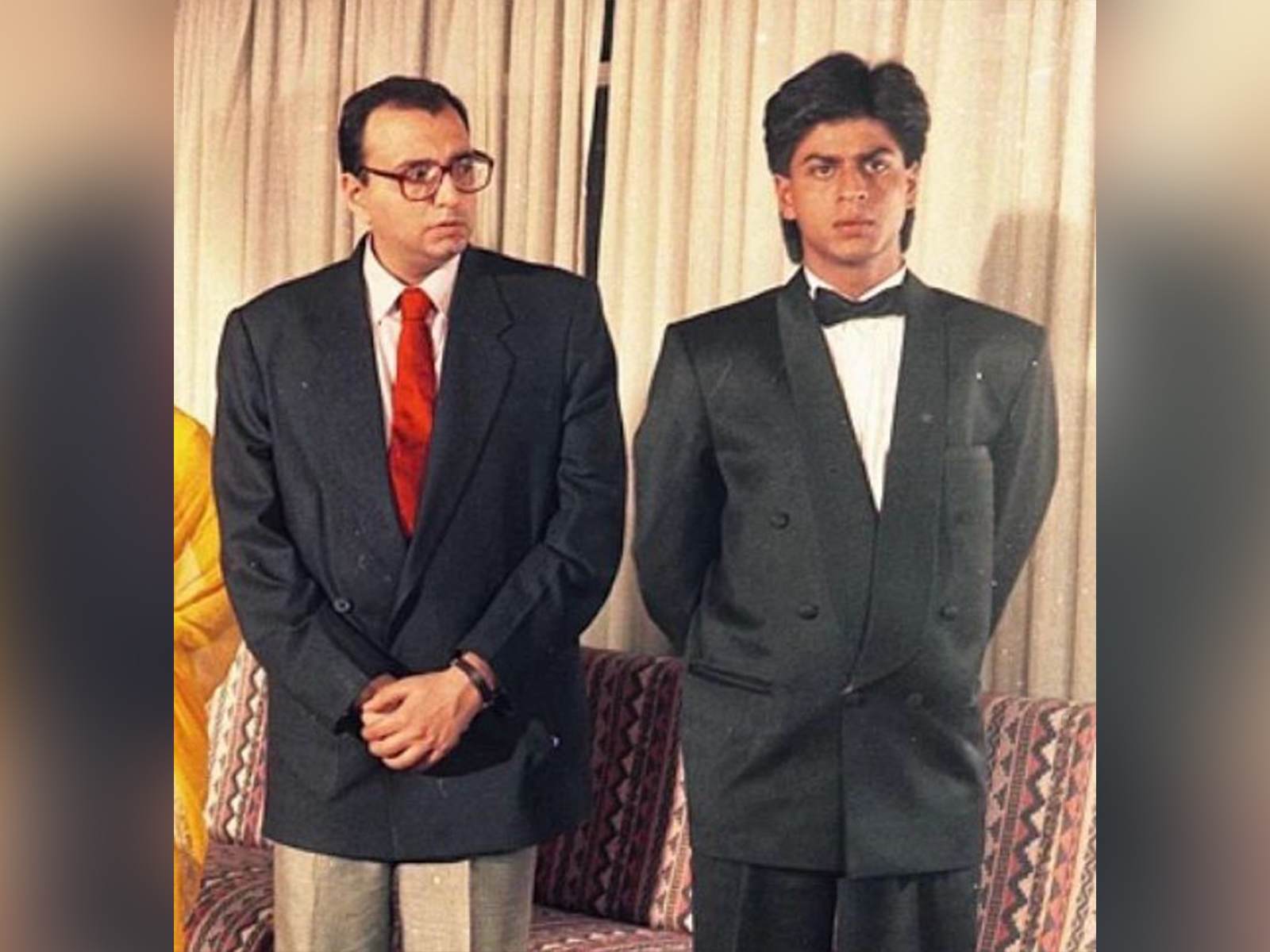Shah Rukh Khan with his old friend and film producer Viveck Vaswani (Old Photo/ViveckVaswani)