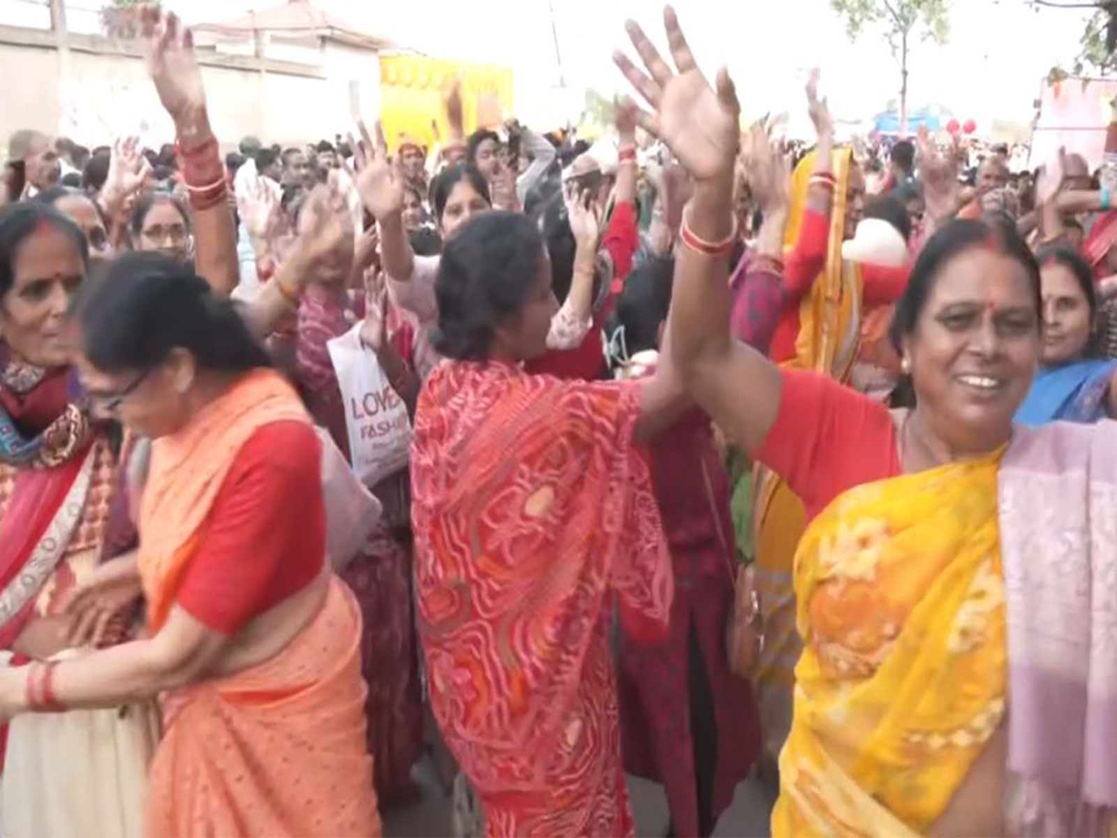 Devotees dancing on the occasion of  Devuthani Ekadashi (Photo/ANI)