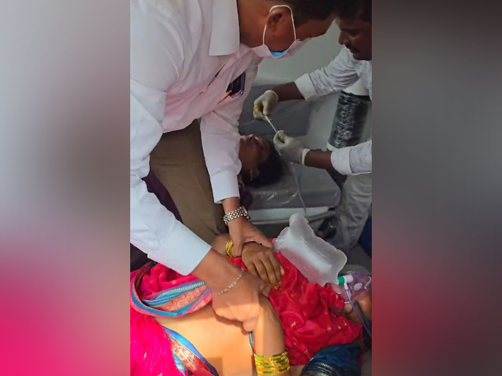 YSRCP Doctors cell member attends to injured (Photo/ANI) YSRCP Doctors cell member attends to injured (Photo/ANI)