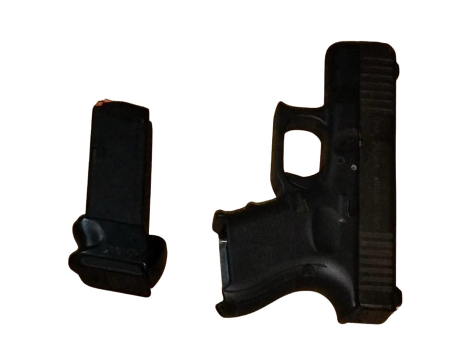 Seized pistol (Photo/X@DGPPunjabPolice) Seized pistol (Photo/X@DGPPunjabPolice)