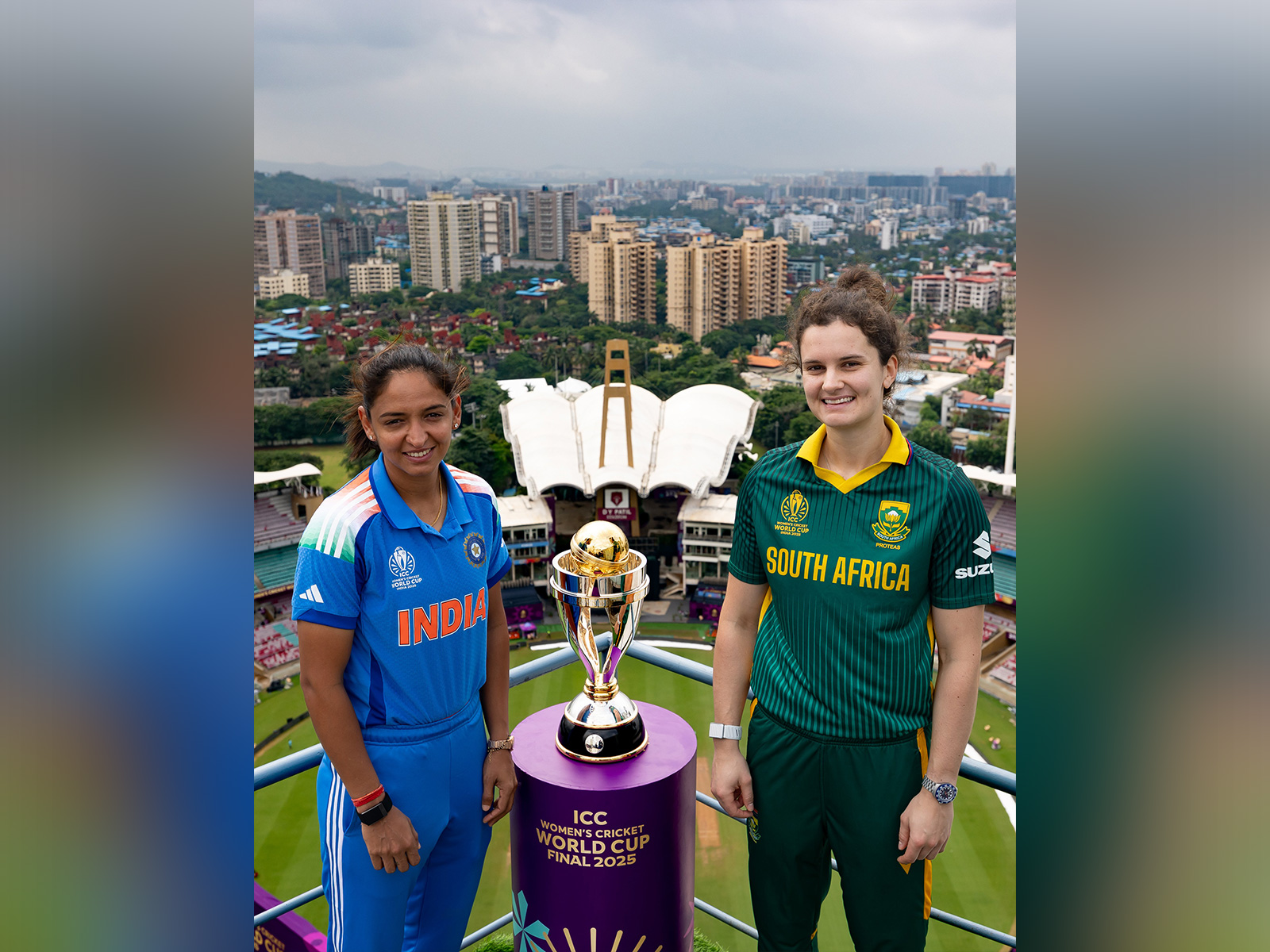 Indian skipper Harmanpreet Kaur and SA skipper Laura Wolvaardt. (Photo: @BCCI Women X)