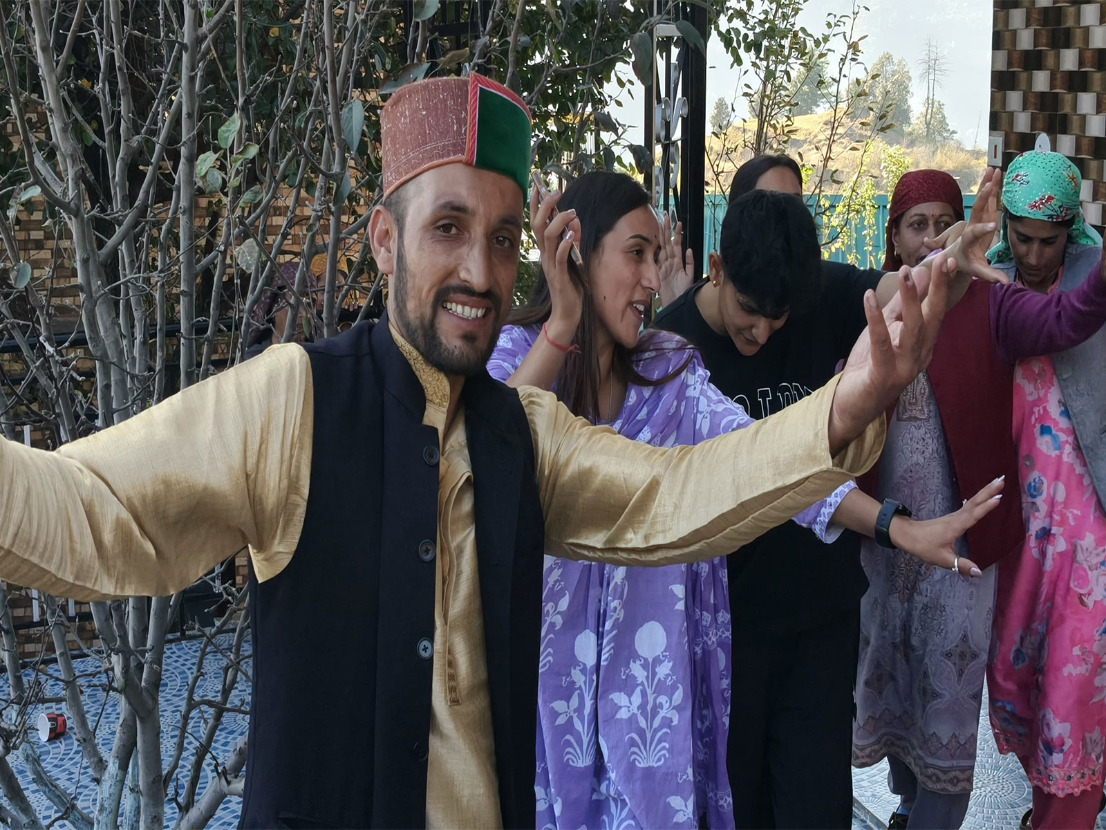 Celebration in Renuka Thakur's village with her mother. (Photo/ANI) Celebration in Renuka Thakur's village with her mother. (Photo/ANI)