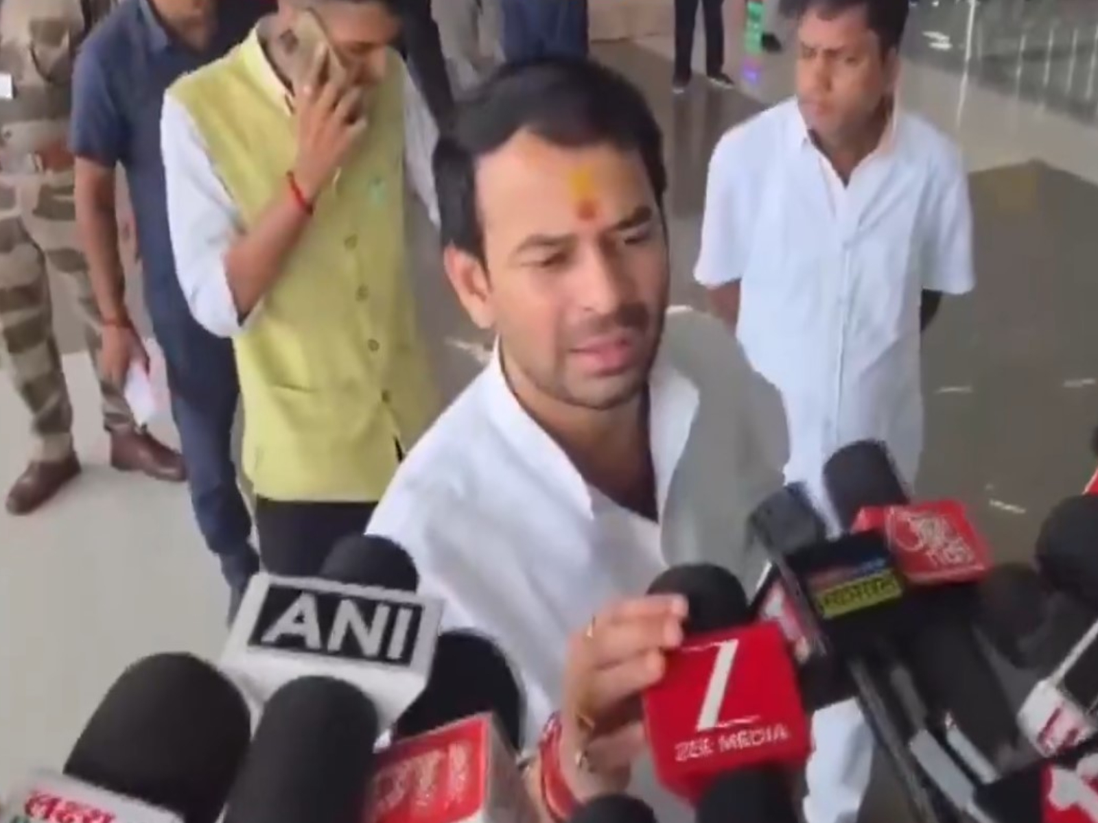 Janshakti Janata Dal chief Tej Pratap Yadav (Photo: ANI)