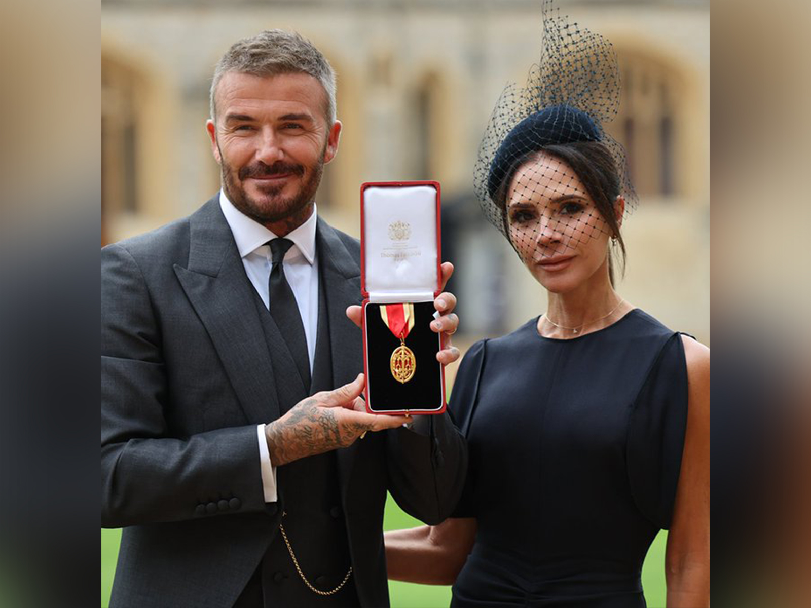 David Beckham with his wife Victoria (Photo: X/@ManUtd)